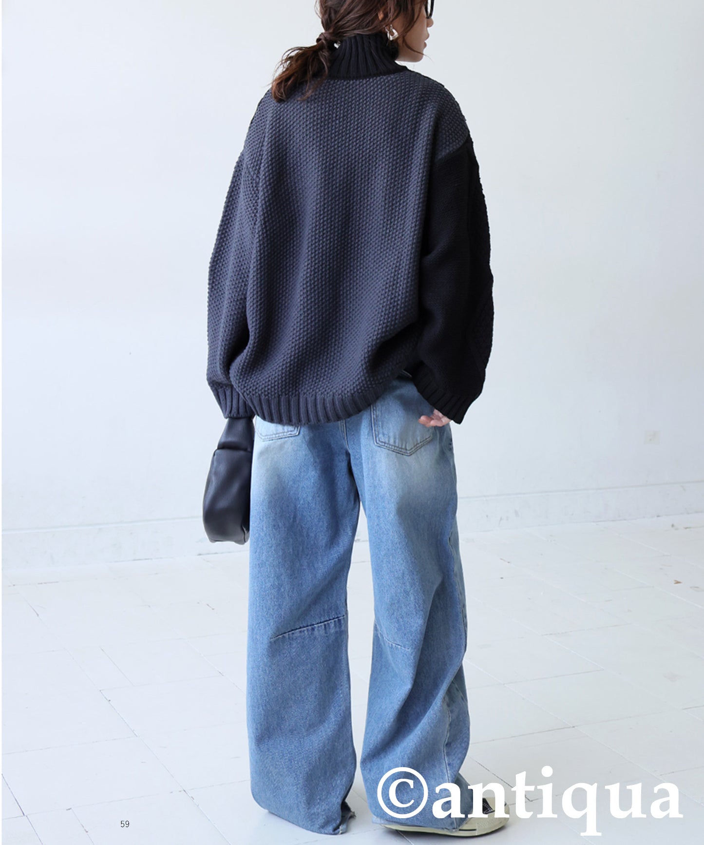 Bicolor waved high neck knit Ladies