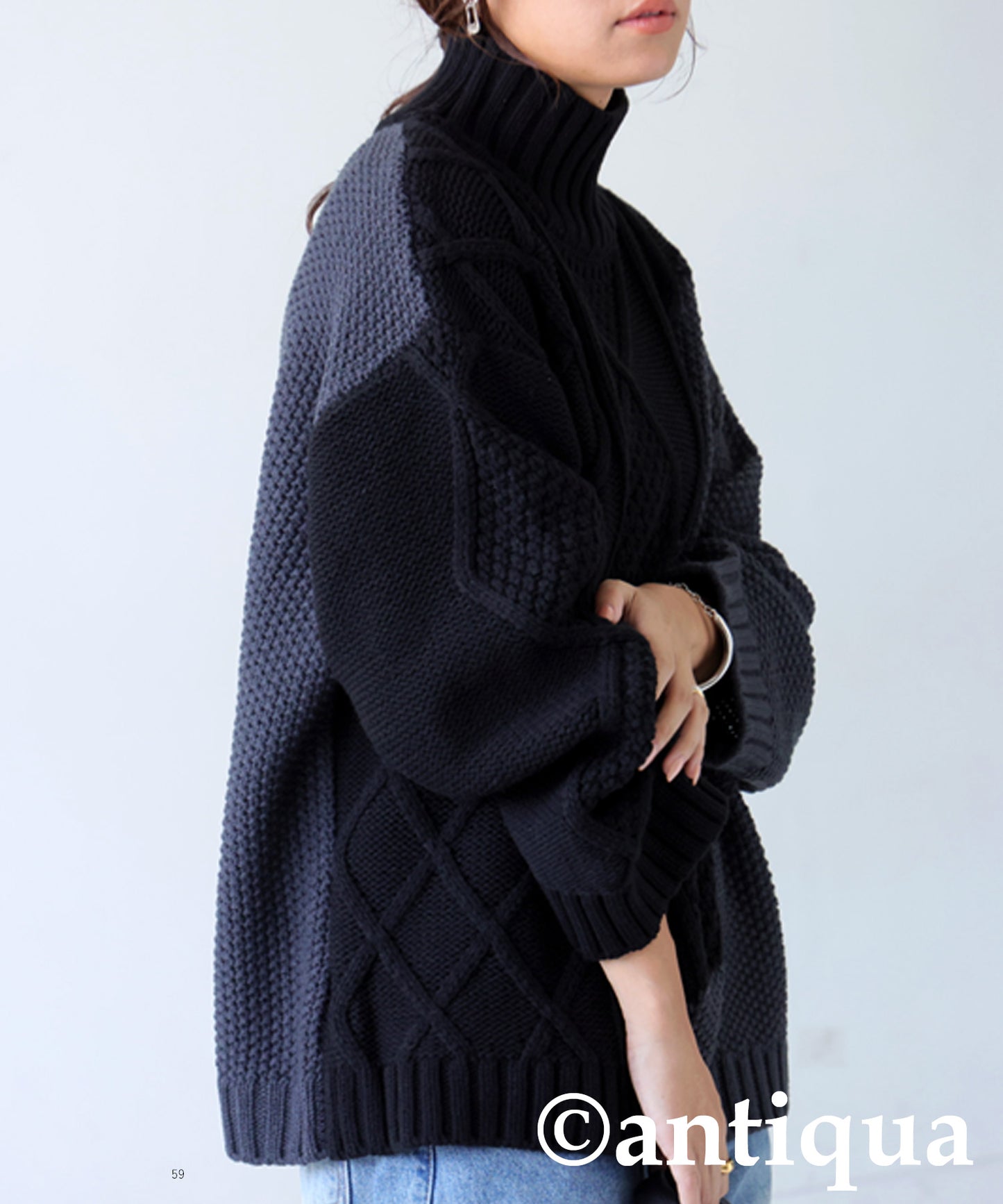 Bicolor waved high neck knit Ladies