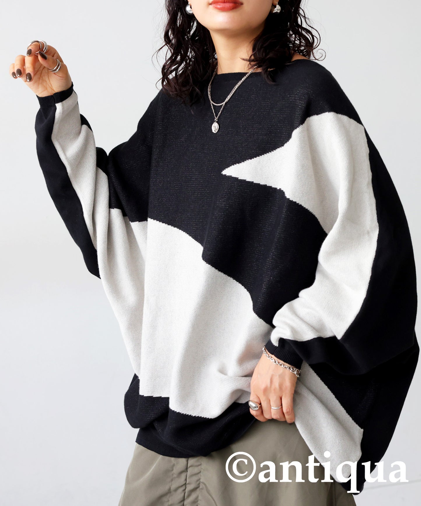 Nuance pattern Dolman sleeve Knit Ladies