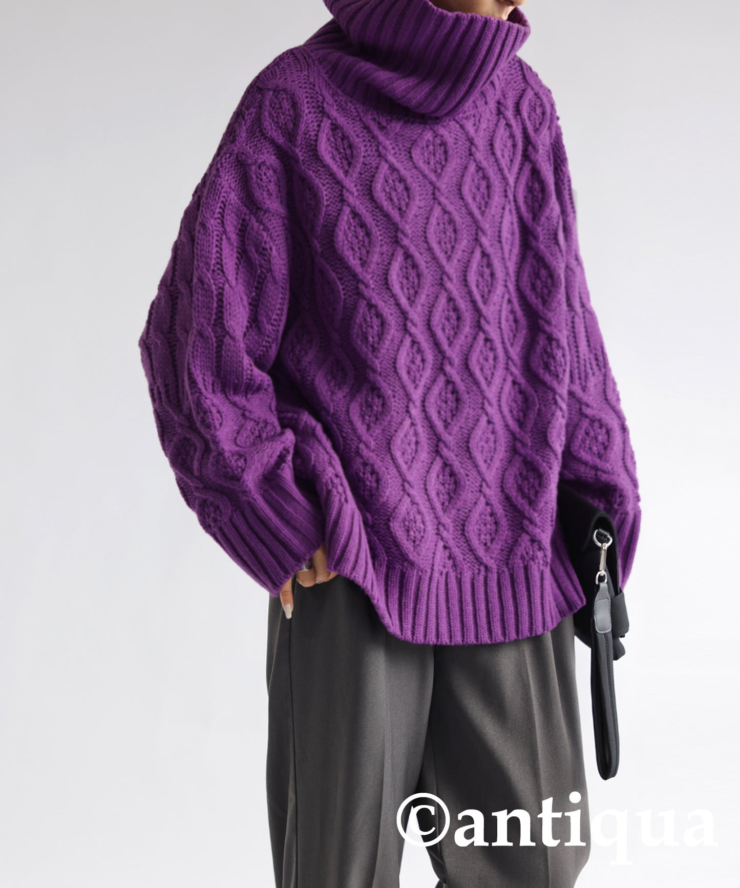 Cable TurtleNeck Knit Ladies