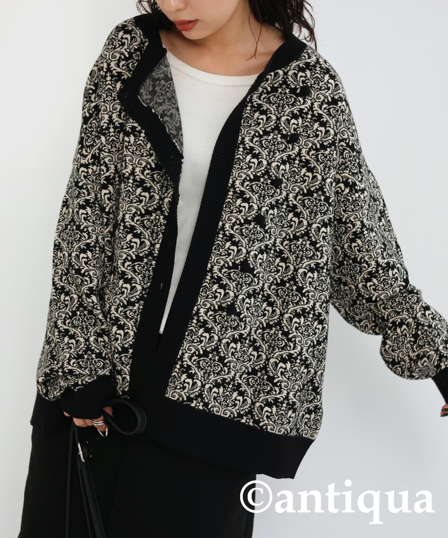 Damask Pattern Cardigan Ladies