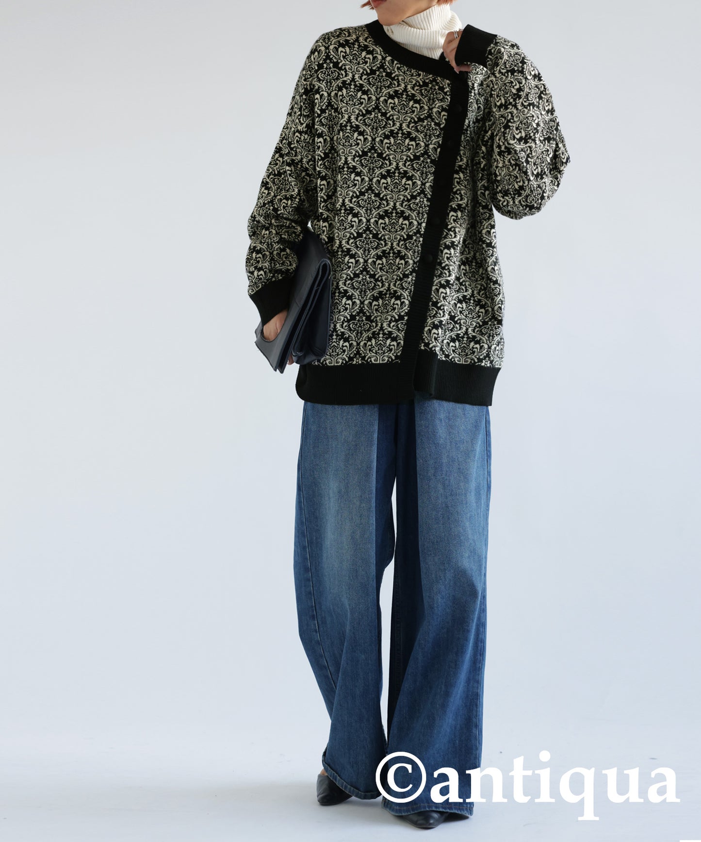 Damask Pattern Cardigan Ladies