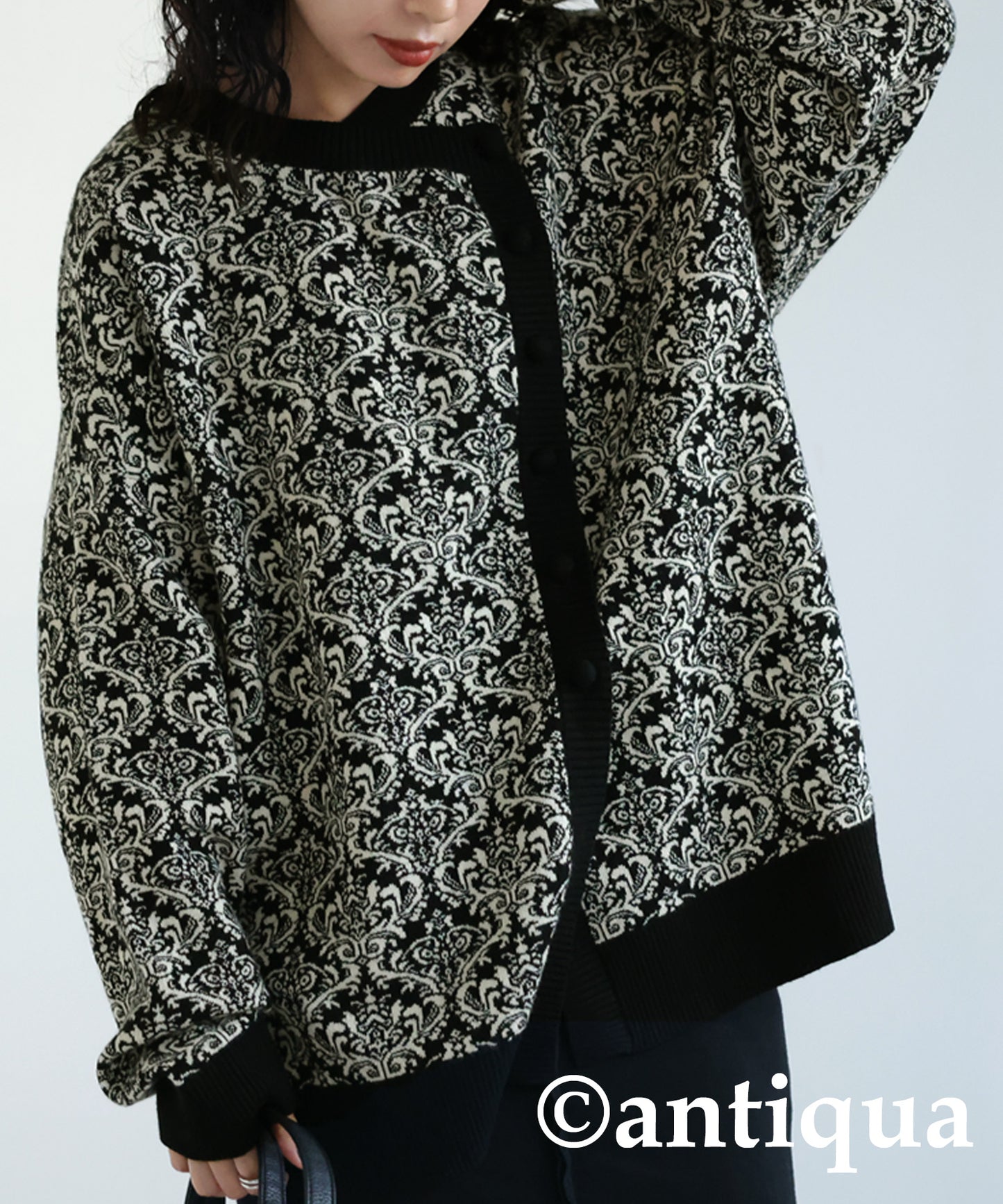 Damask Pattern Cardigan Ladies