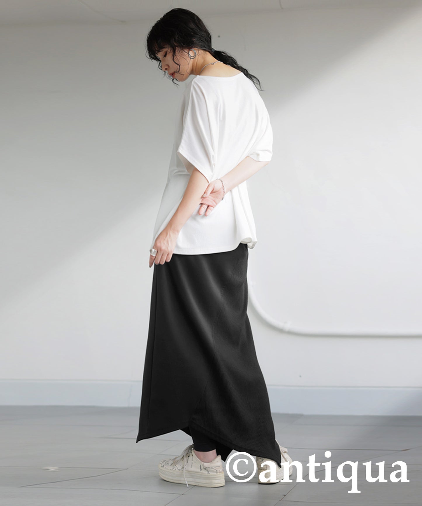 Rib Switching Skirt Ladies