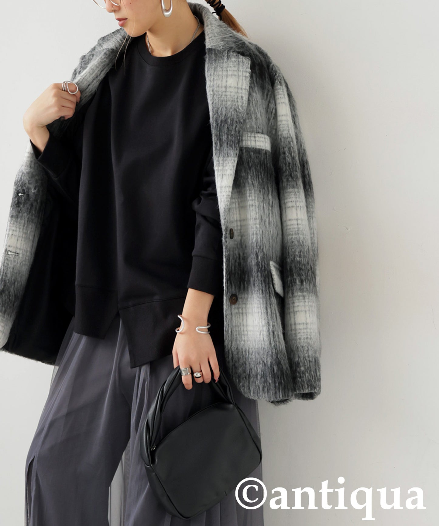 Slit Switching Pullover Ladies