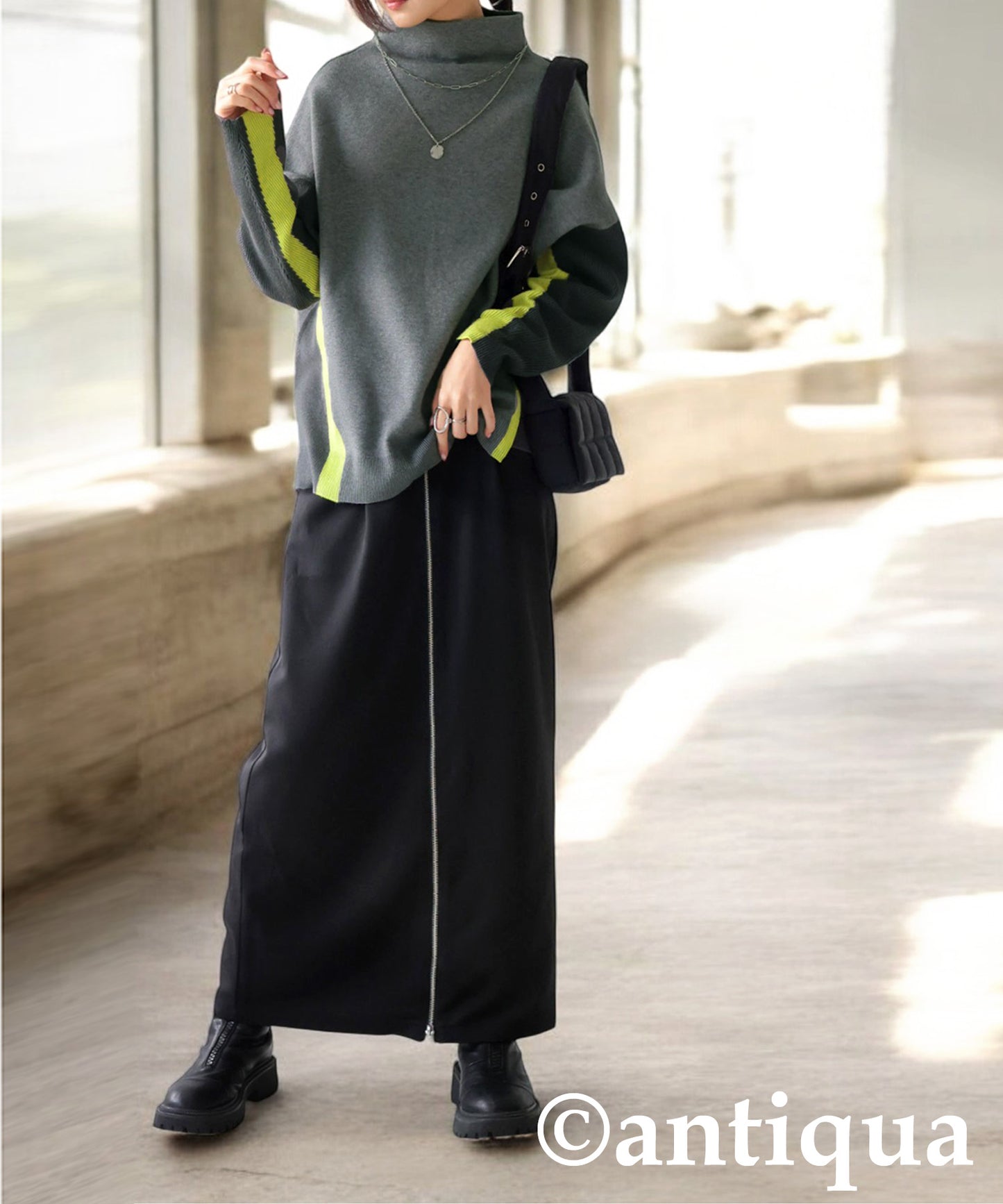 Color Line Knit Ladies
