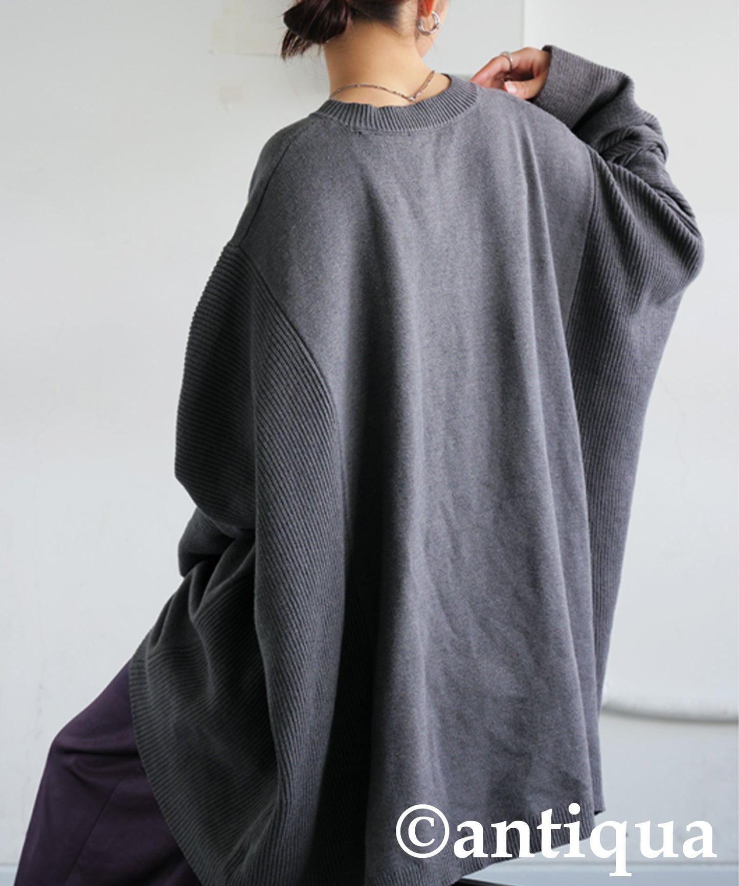 V-Neck Wide Knit Top Ladies