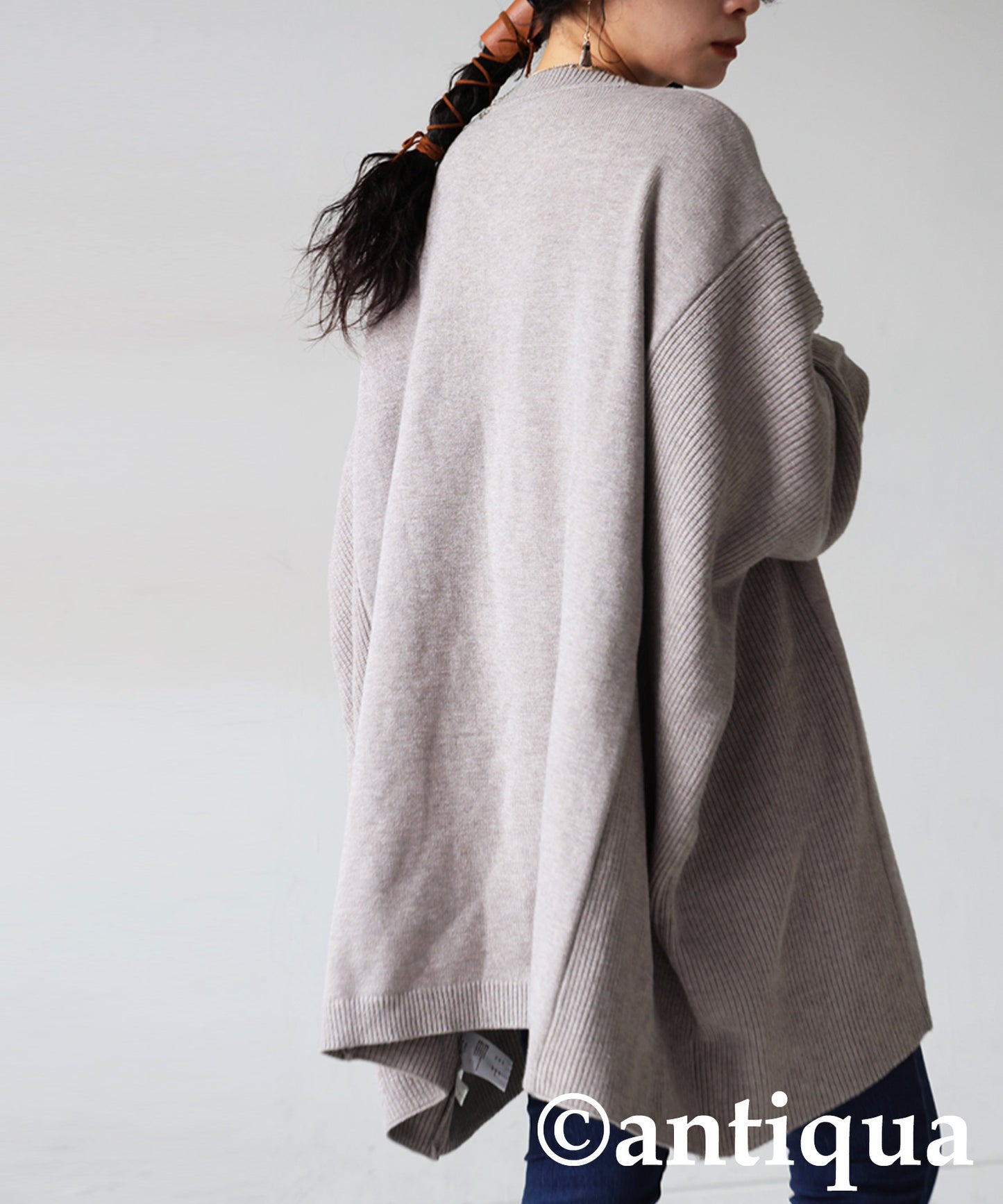 V-Neck Wide Knit Top Ladies