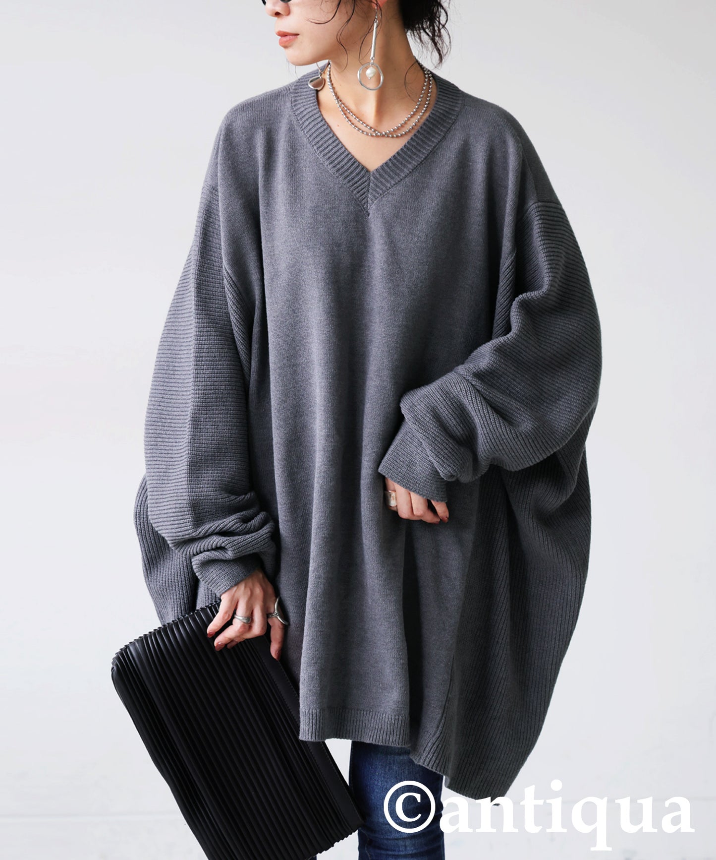 V-Neck Wide Knit Top Ladies