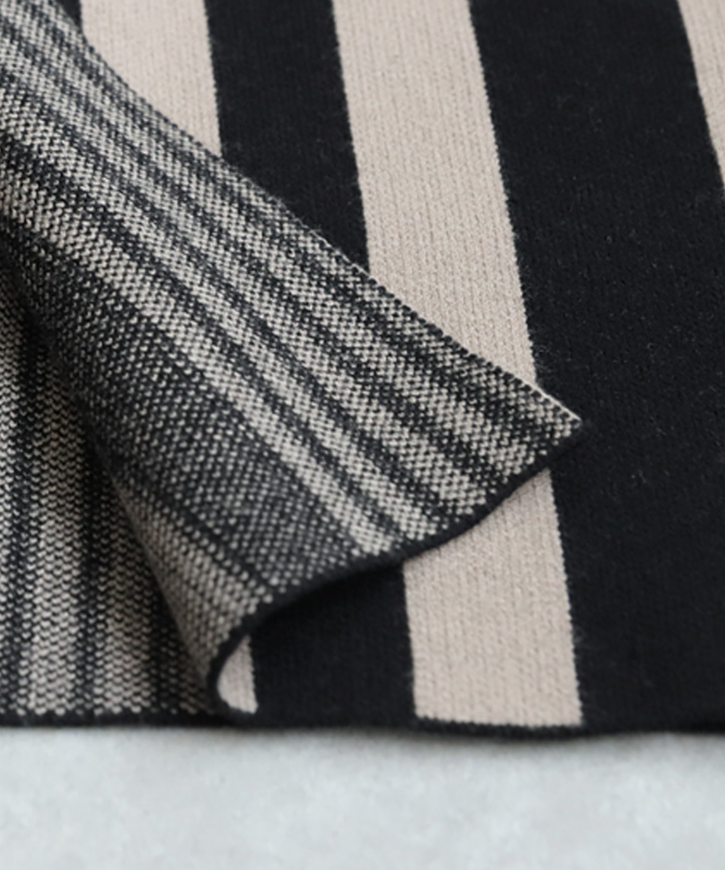 Patterned Knit Skirt Ladies