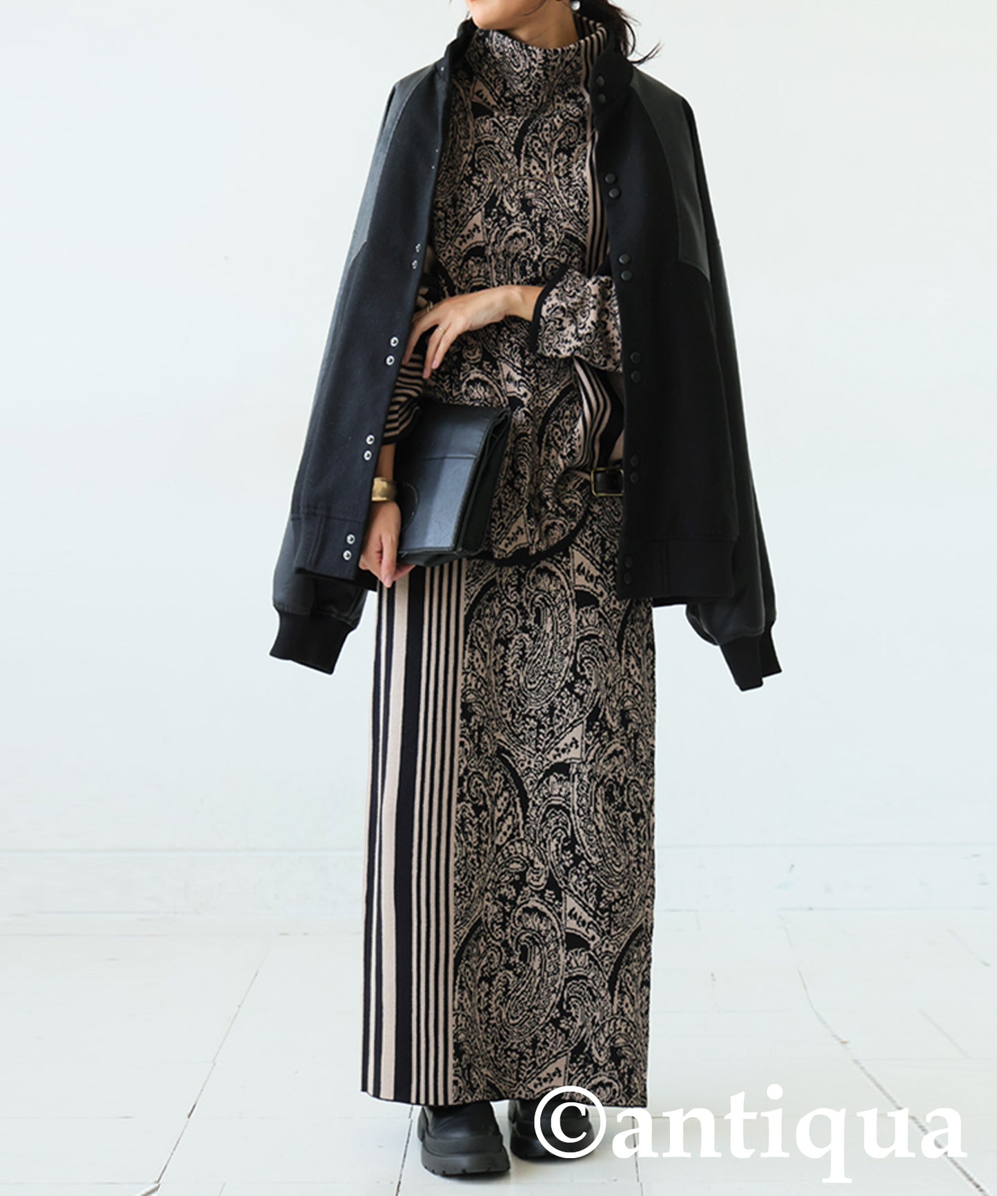 Patterned Knit Skirt Ladies