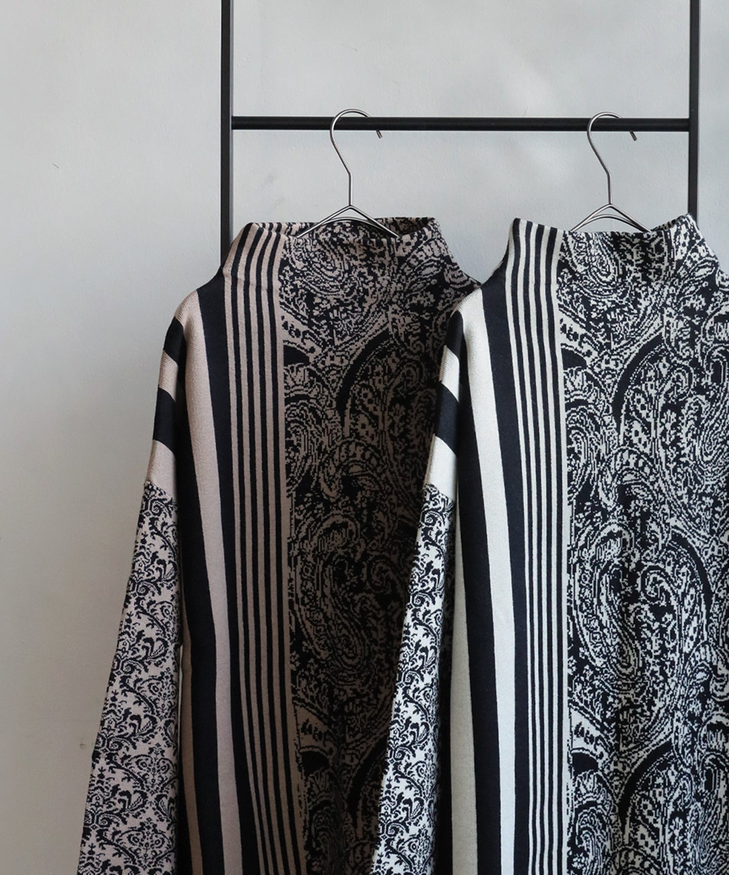 Art Pattern Knitwear Ladies