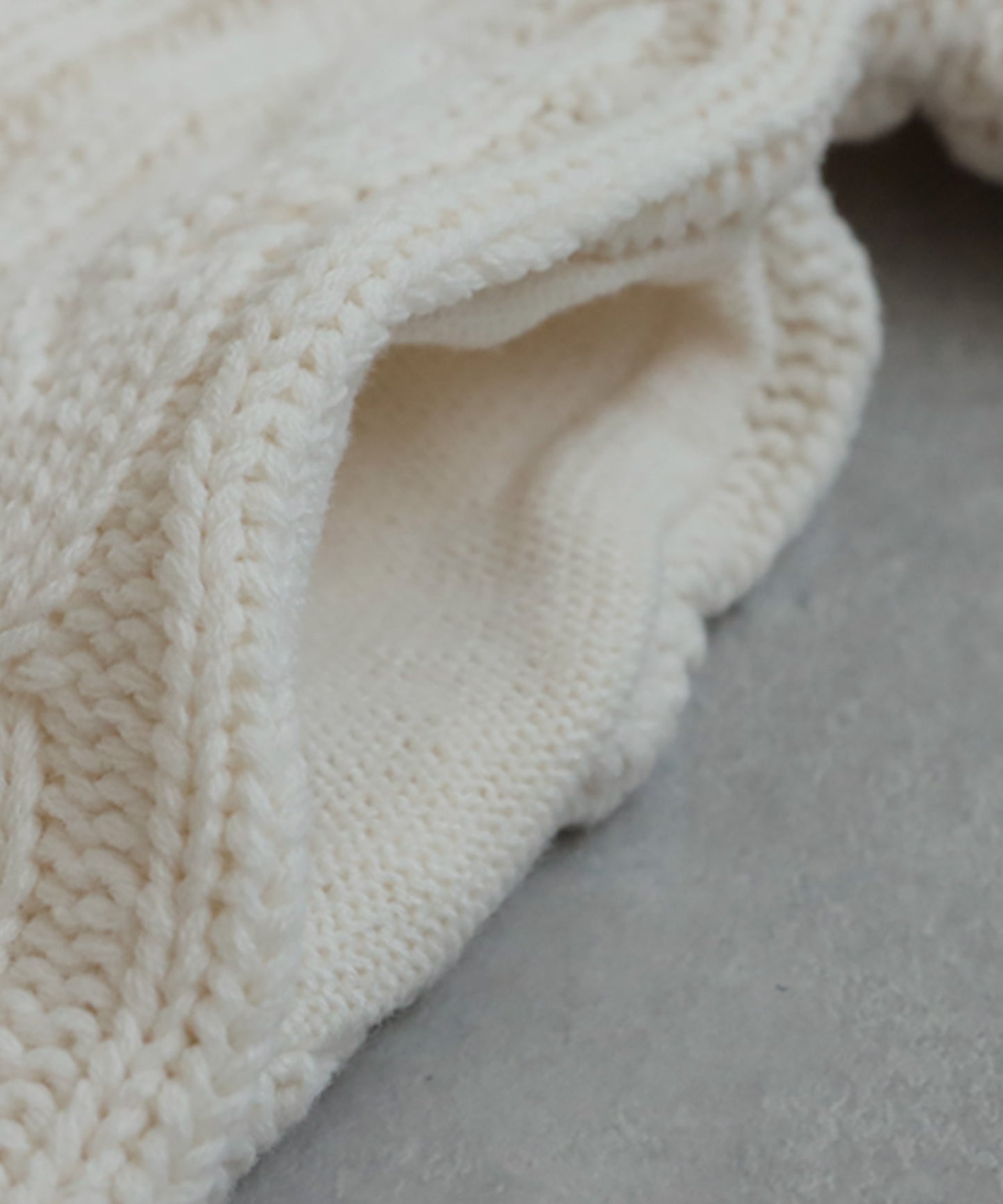 Toggle Button Cable Knit  tops Ladies
