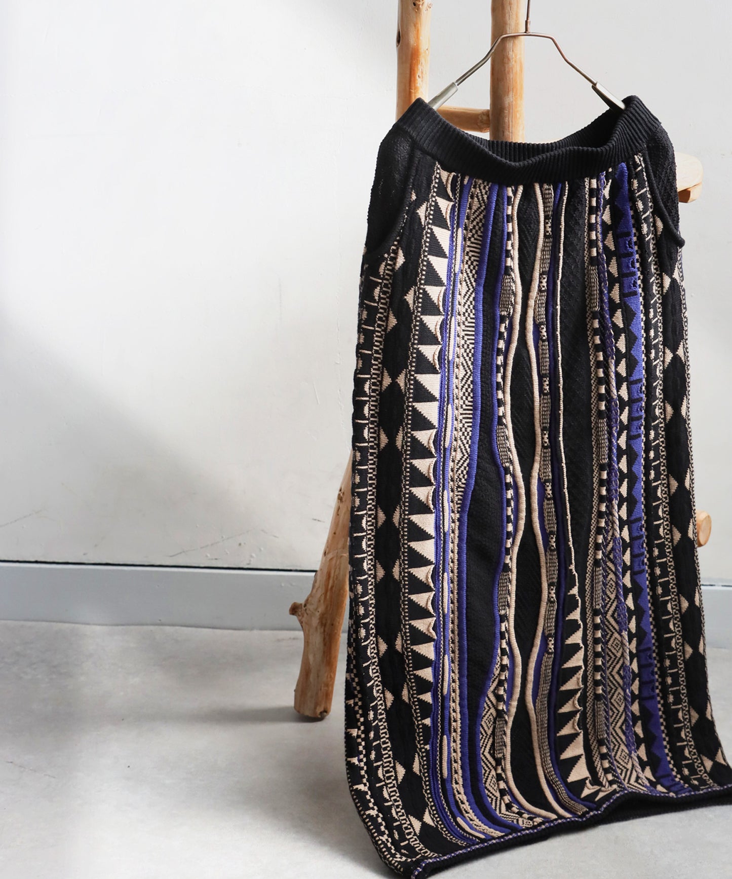 Geometric Pattern Knit Skirt Ladies