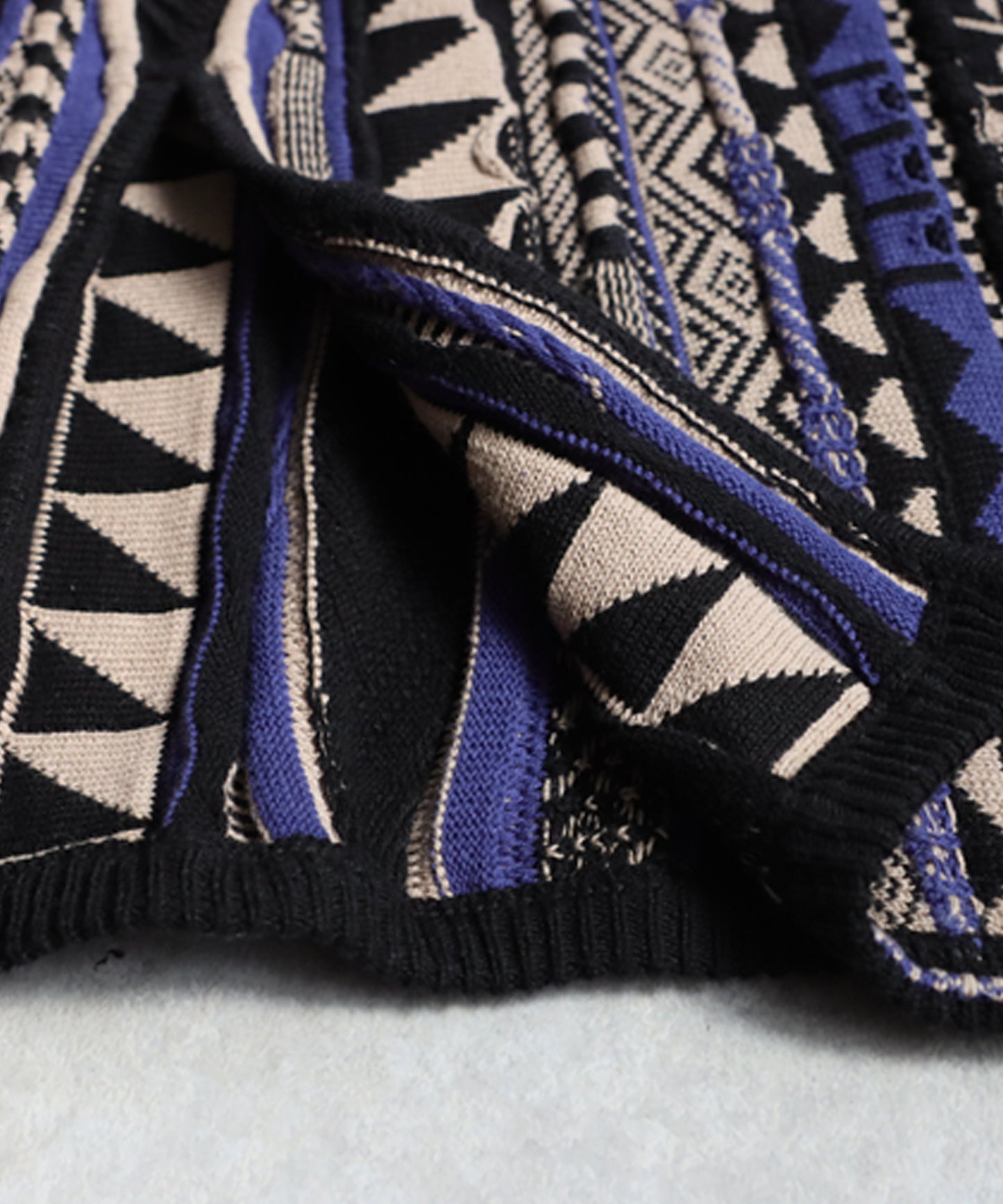 Geometric Pattern Knit Skirt Ladies