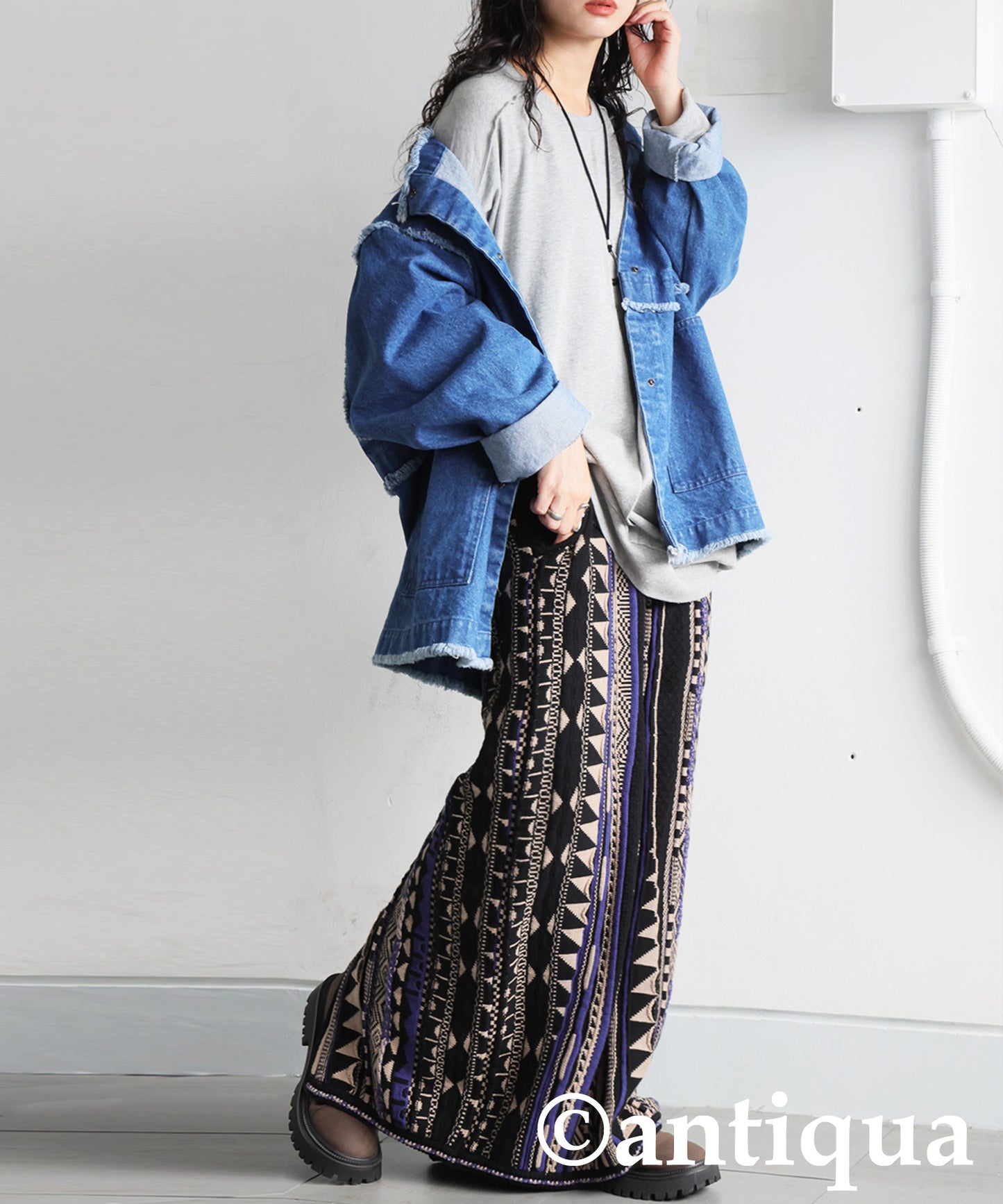 Geometric Pattern Knit Skirt Ladies