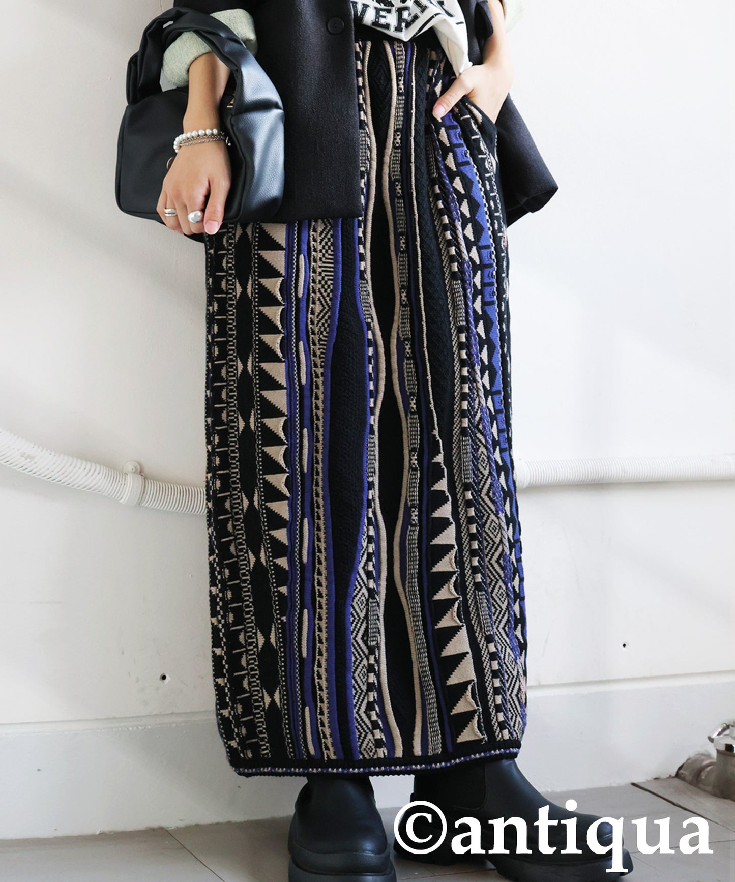 Geometric Pattern Knit Skirt Ladies