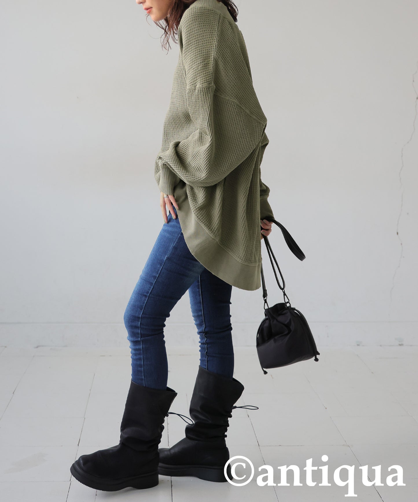 Pigmented Oni Waffle V-Neck Pullover Ladies