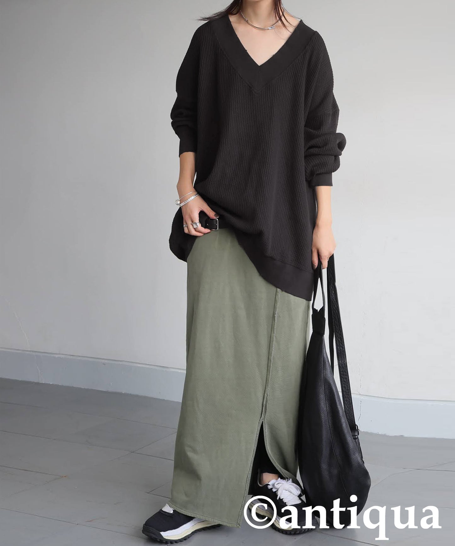 Pigmented Oni Waffle V-Neck Pullover Ladies