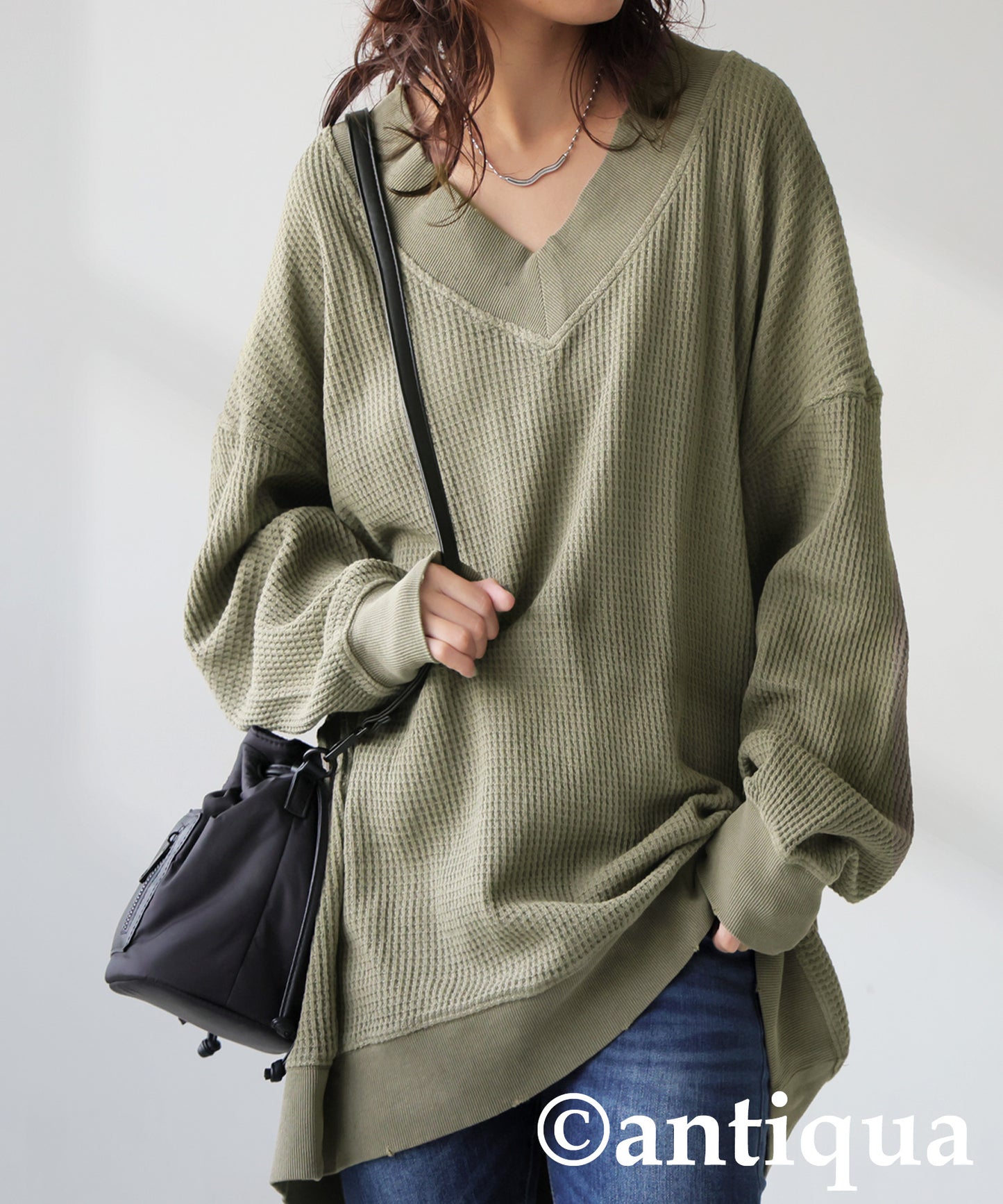 Pigmented Oni Waffle V-Neck Pullover Ladies