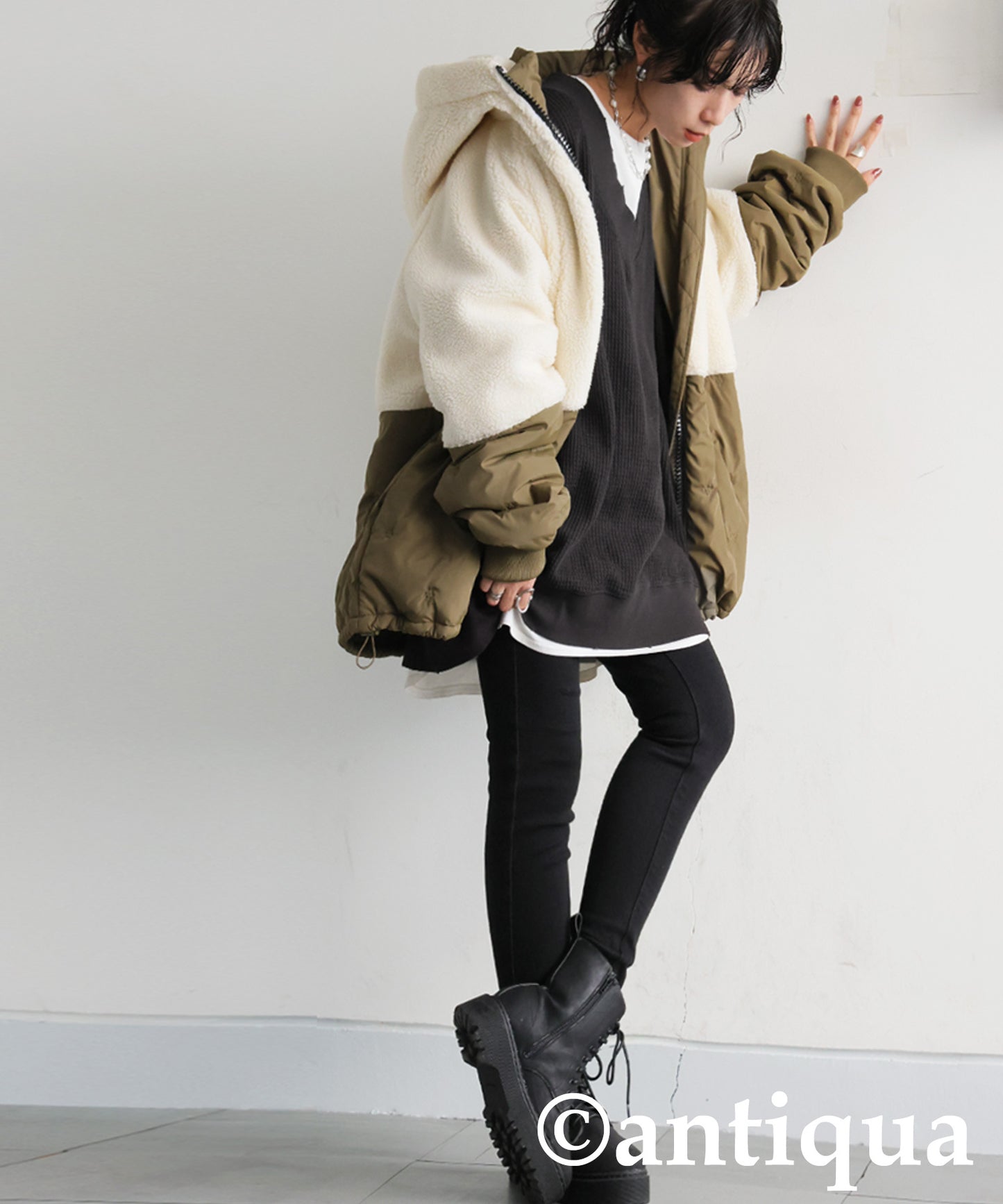 Pigmented Oni Waffle V-Neck Pullover Ladies