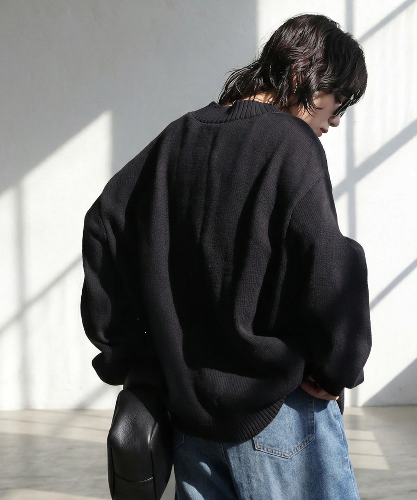 100% Cotton V-Neck Knit Ladies