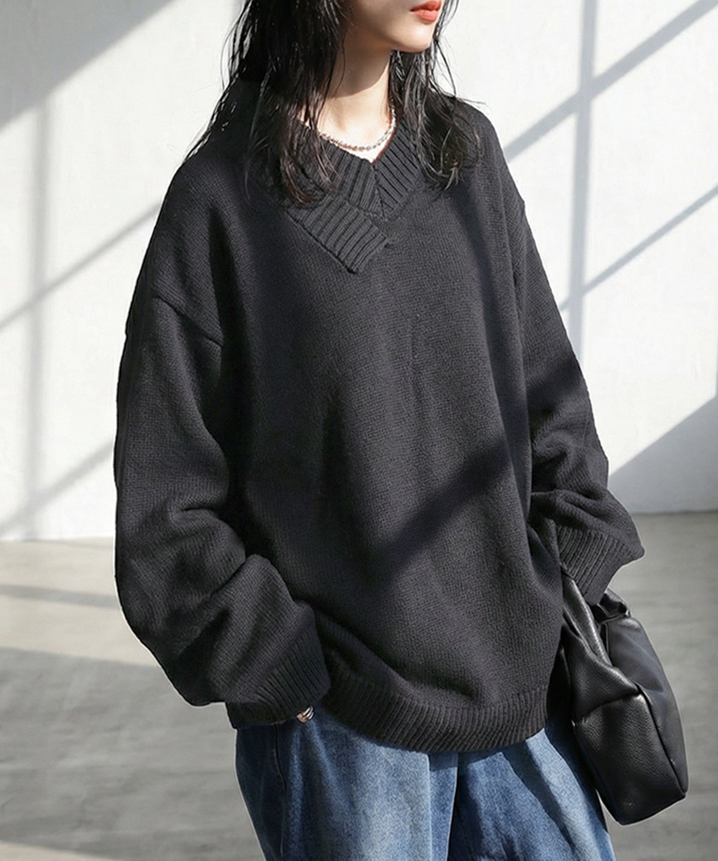 100% Cotton V-Neck Knit Ladies