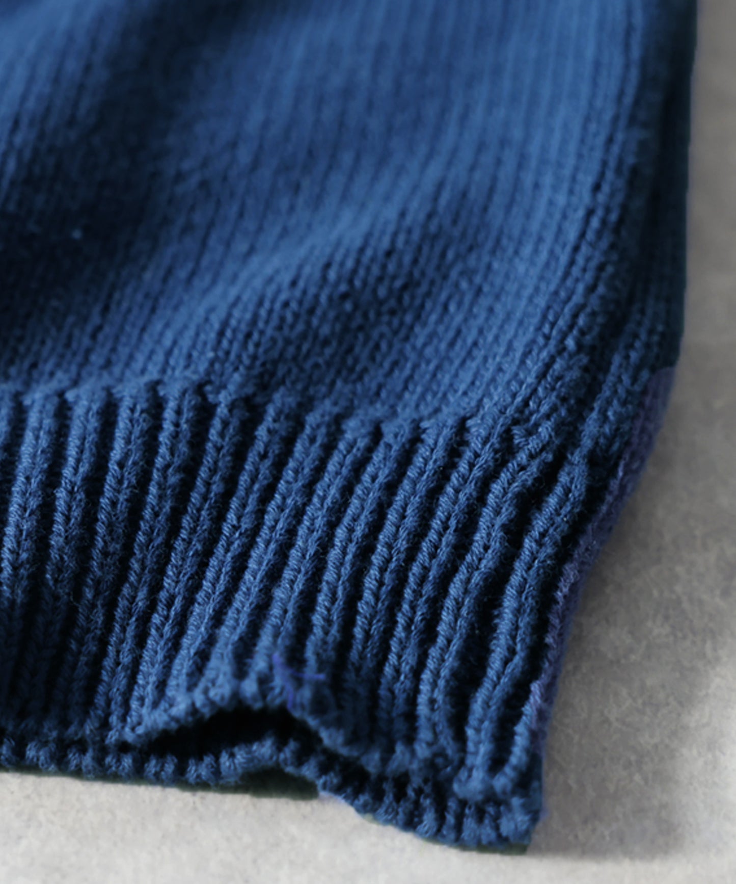 100% Cotton V-Neck Knit Ladies