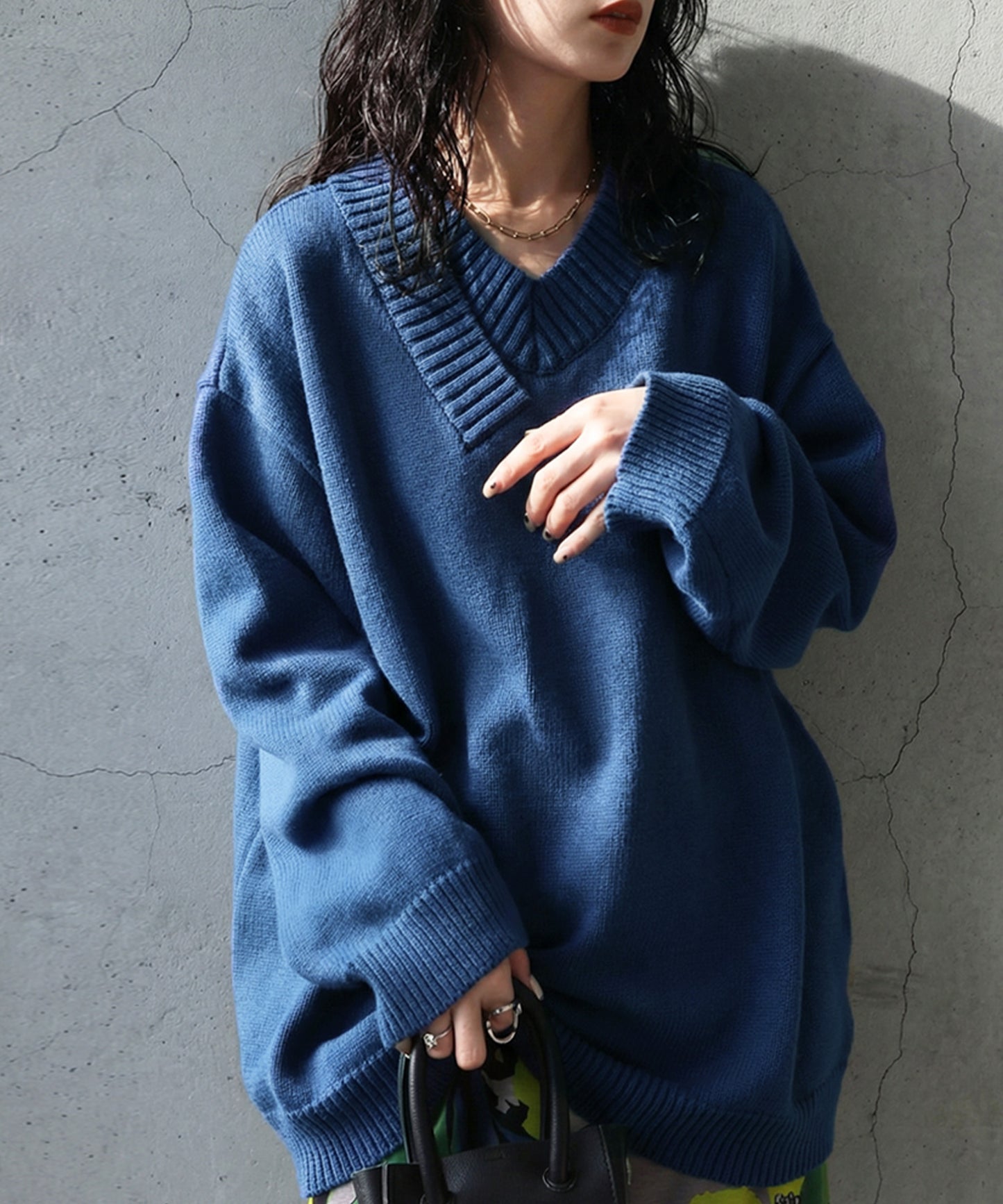 100% Cotton V-Neck Knit Ladies