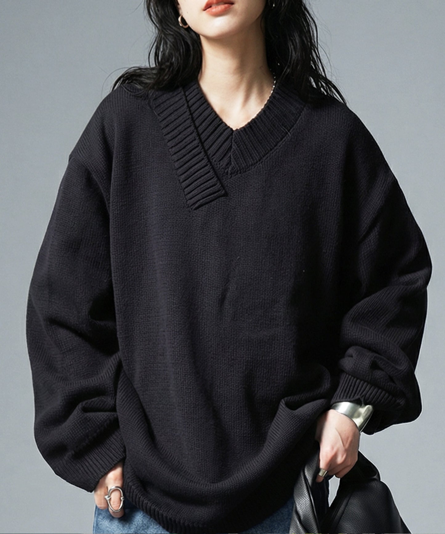 100% Cotton V-Neck Knit Ladies