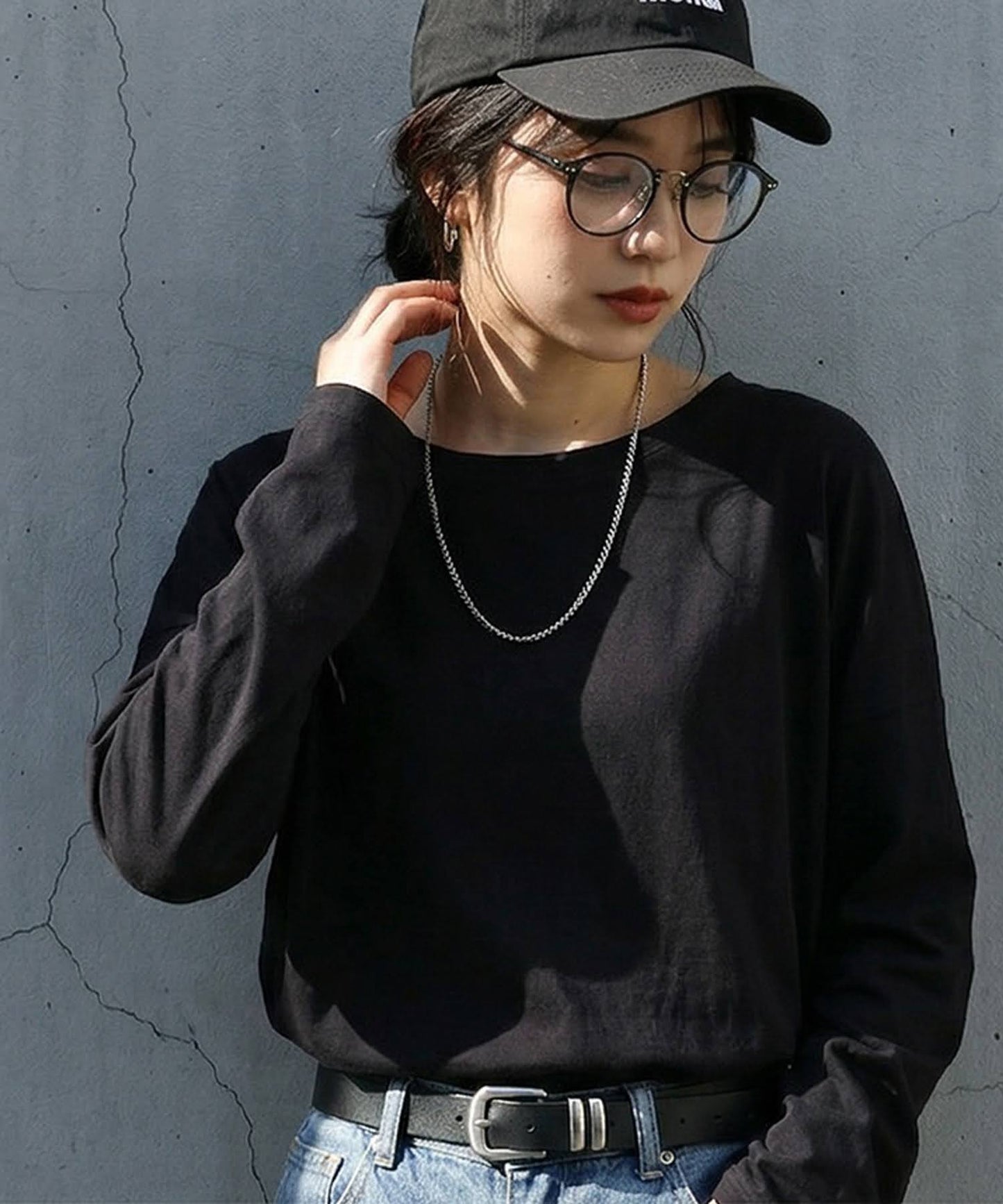 100% Cotton U-Neck Sheer Long-Sleeve T-Shirt Ladies