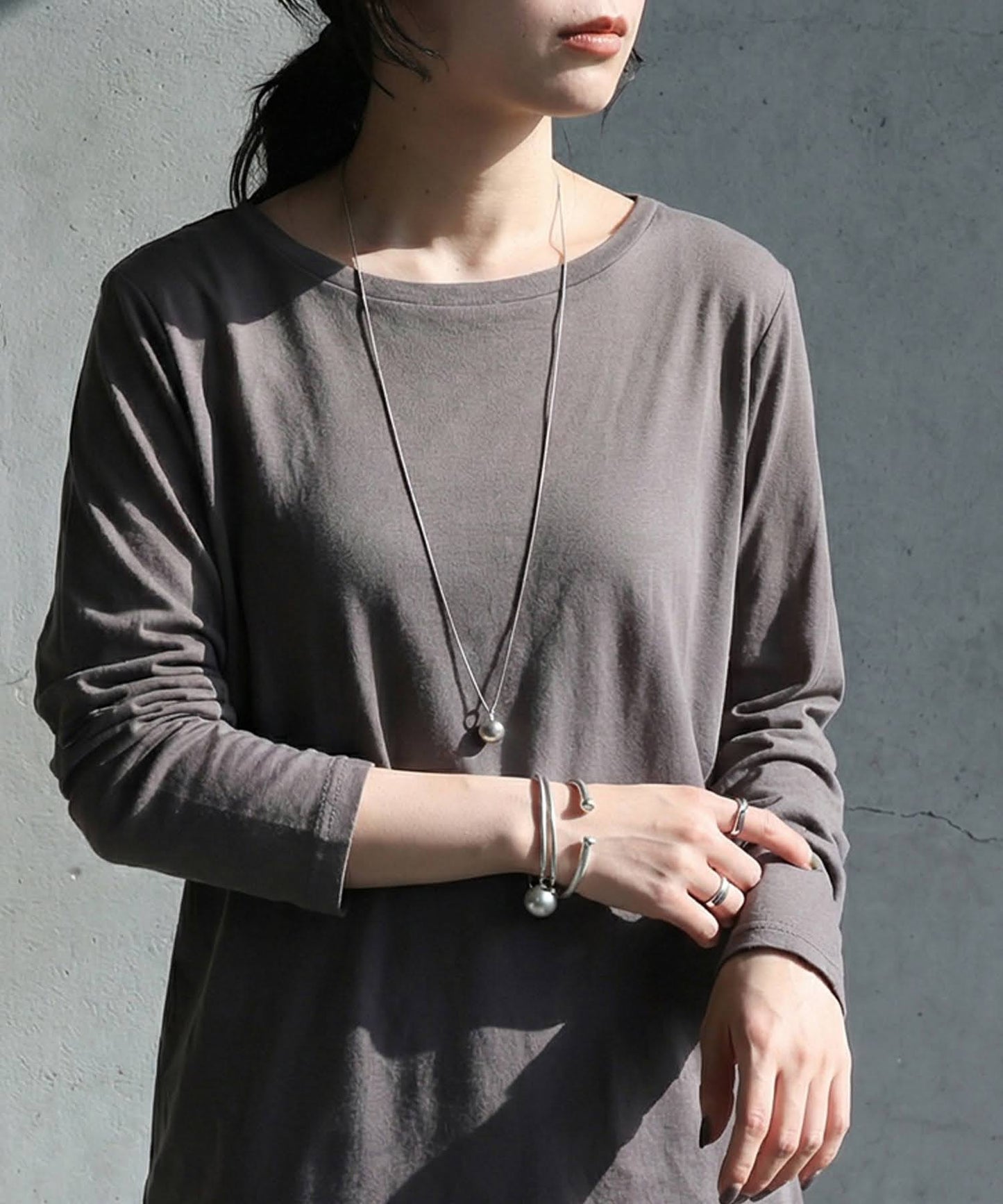 100% Cotton U-Neck Sheer Long-Sleeve T-Shirt Ladies