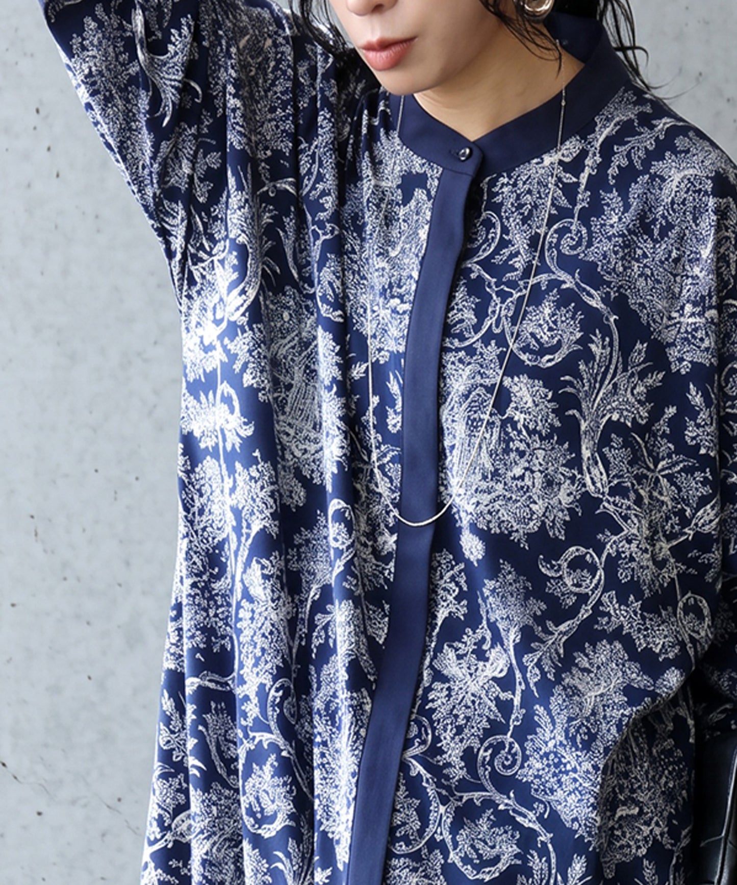 Toile de Jouy style Ladies casual shirt dress Long-sleeves