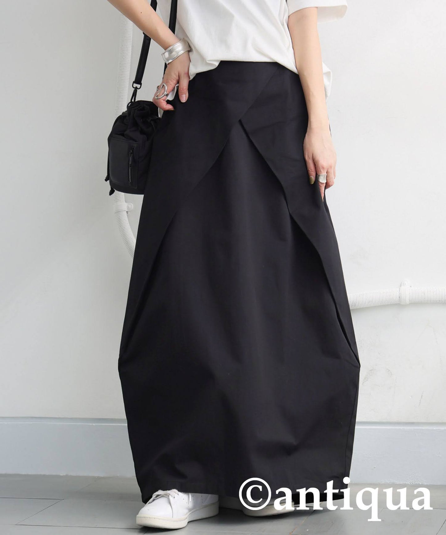 Ladies Tuck Design Skirt