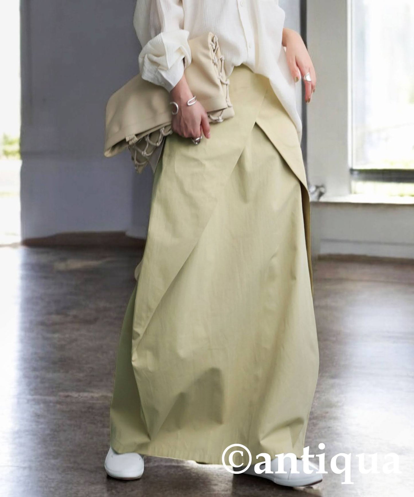 Ladies Tuck Design Skirt