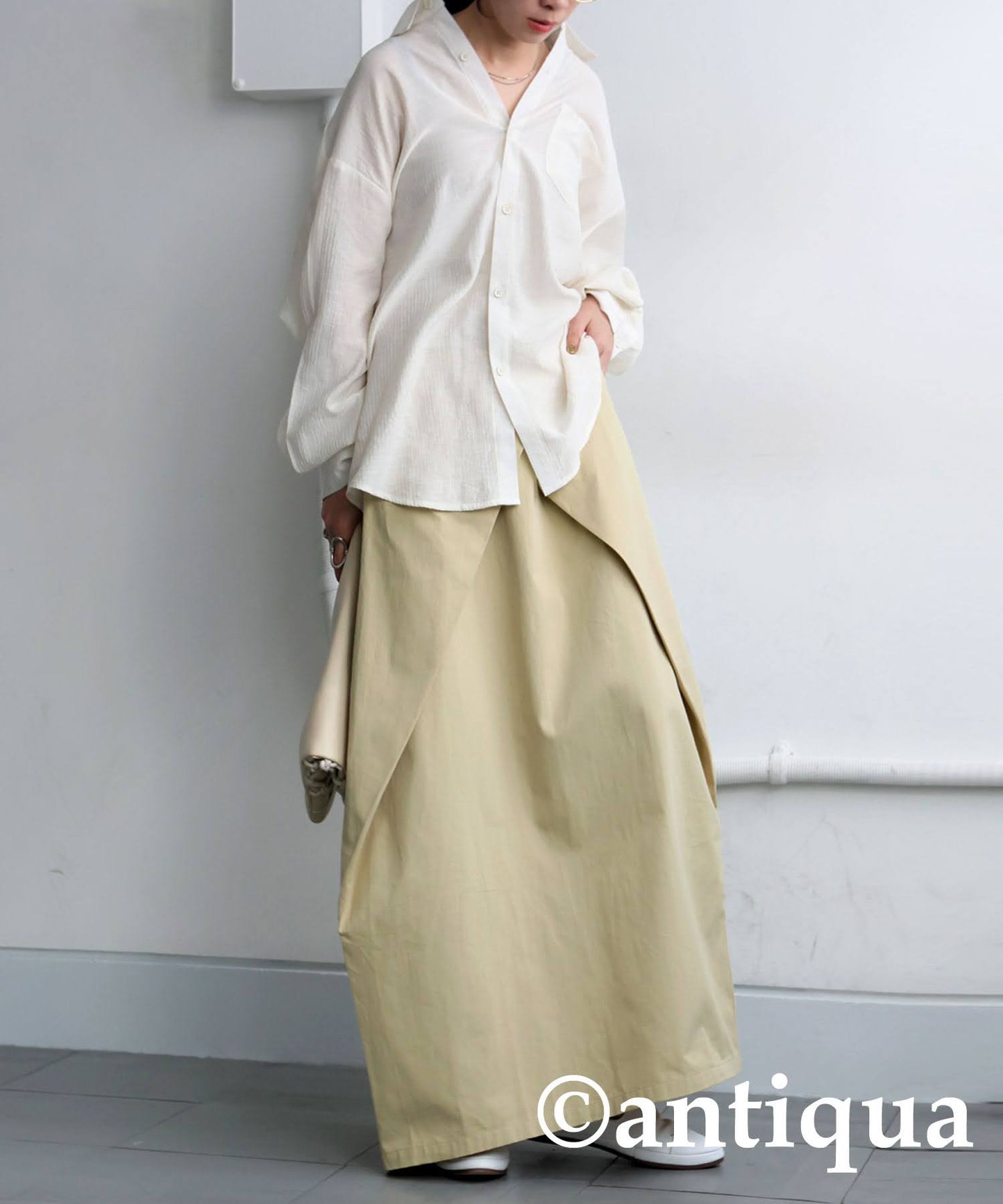 Ladies Tuck Design Skirt