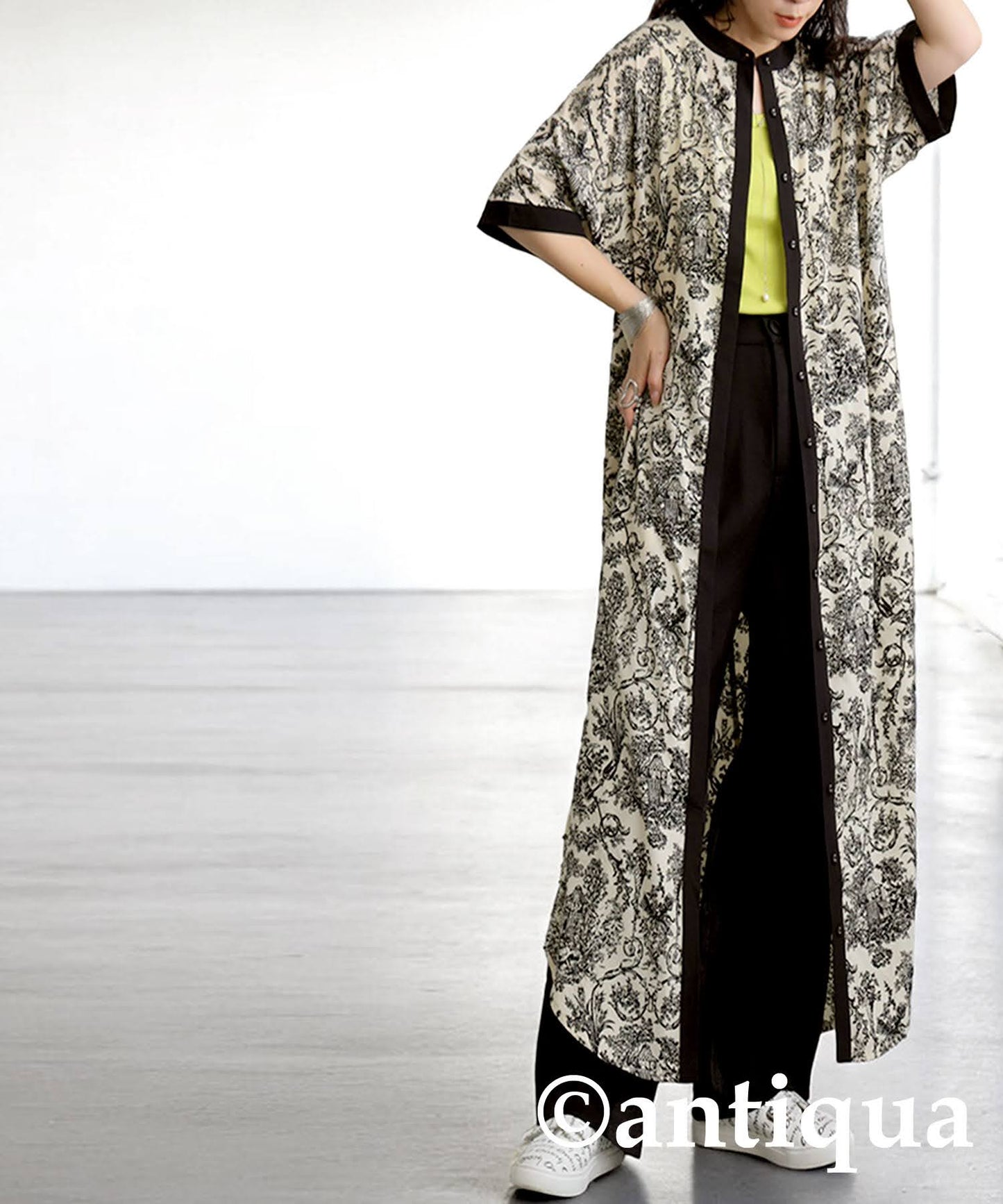 Ladies Toile de Jouy Patterned Dress