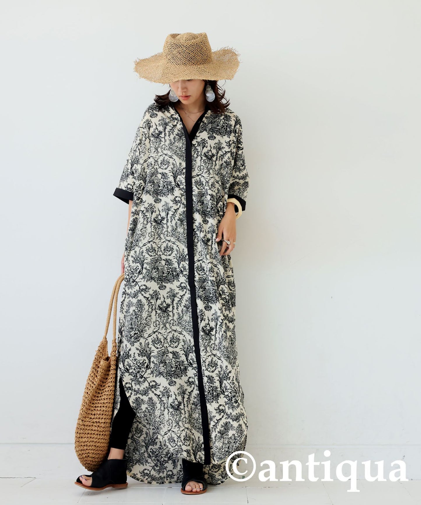 Ladies Toile de Jouy Patterned Dress