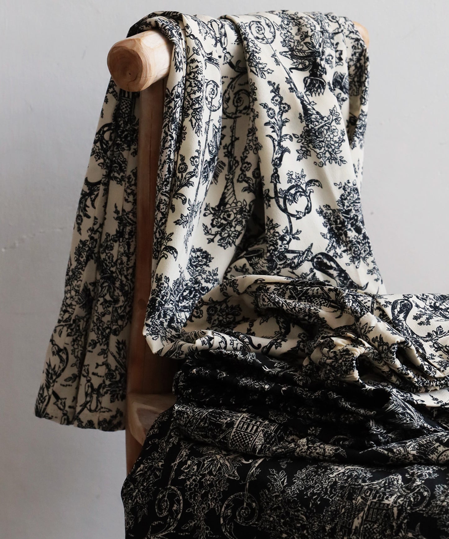 Ladies Toile De Jouy Wide-Leg Pants