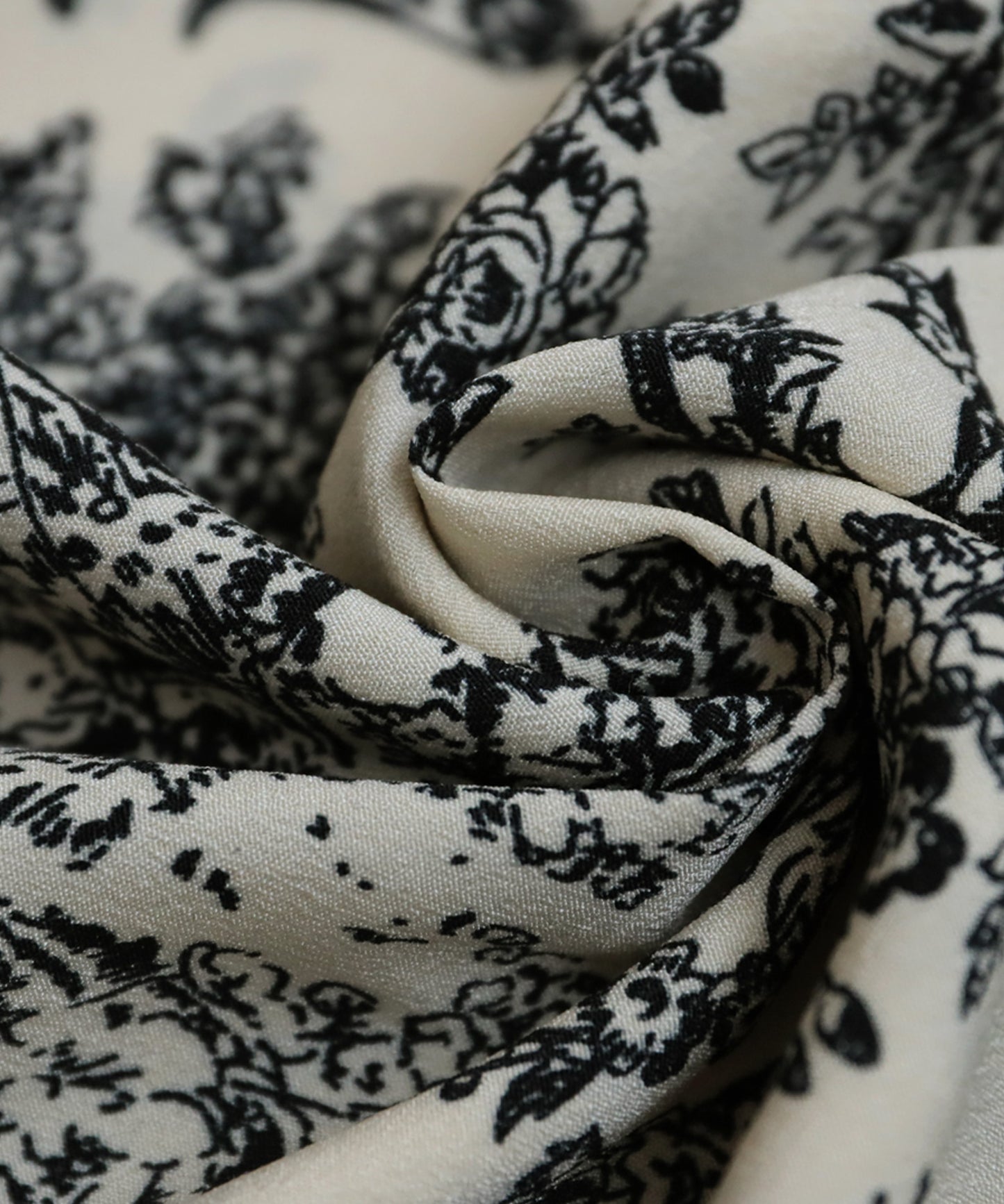 Ladies Toile De Jouy Wide-Leg Pants