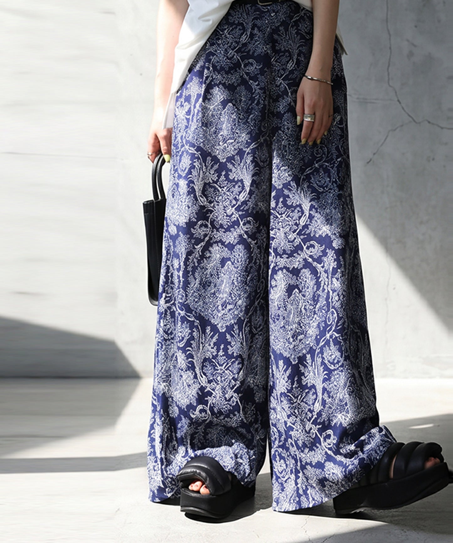 Ladies Toile De Jouy Wide-Leg Pants