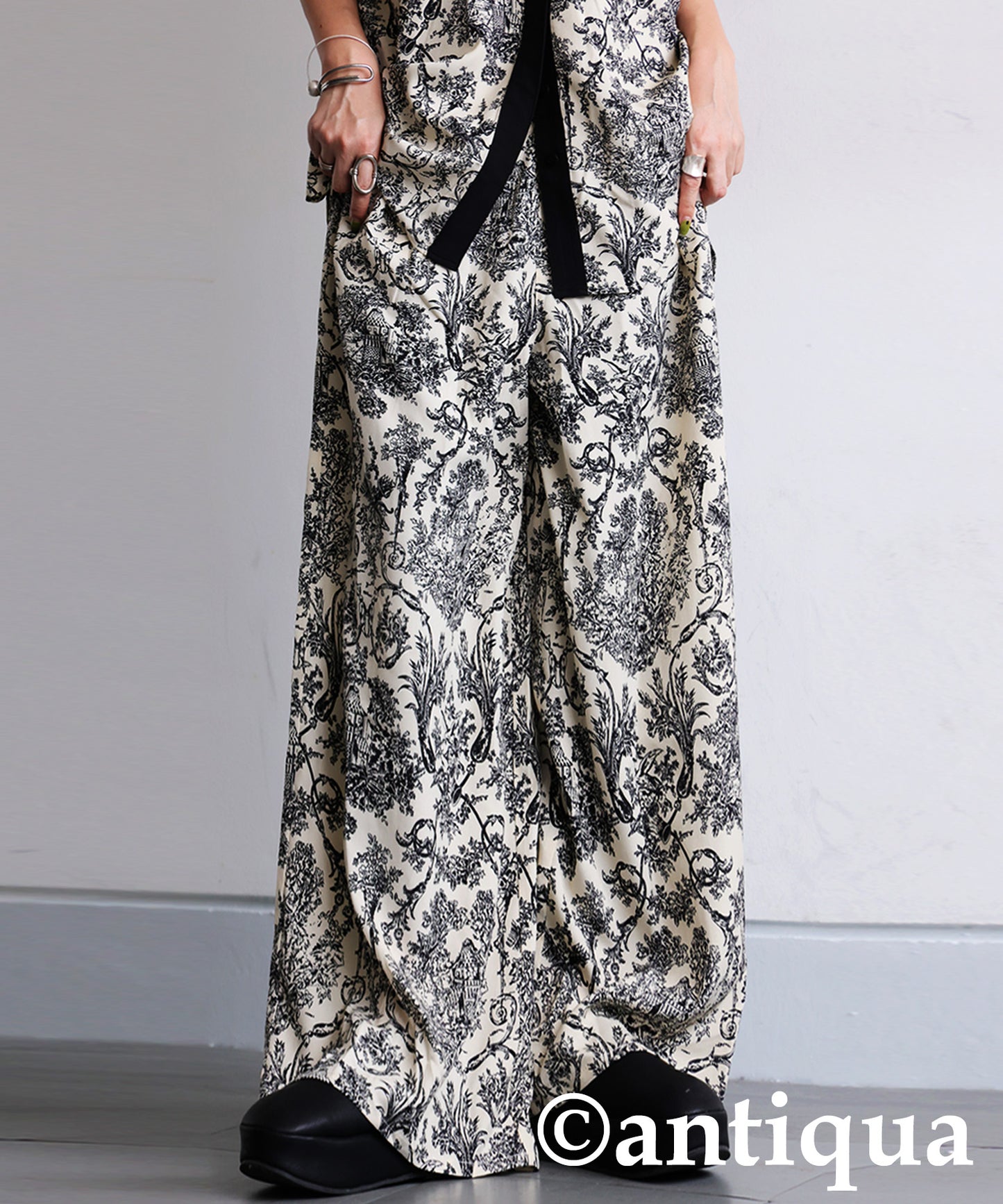 Ladies Toile De Jouy Wide-Leg Pants