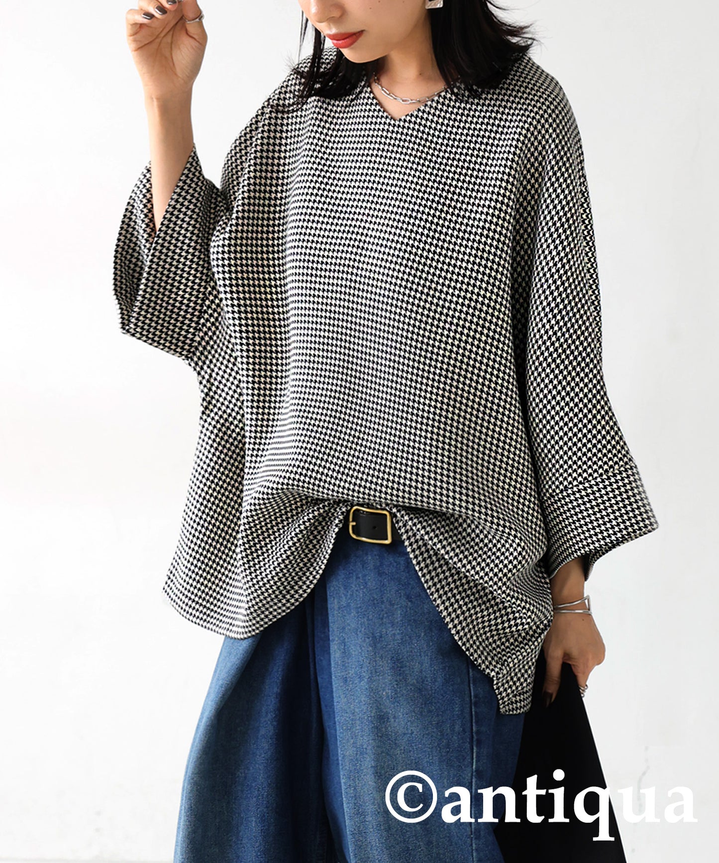 CHIDORI (houndstooth) Pattern V-Neck Tops Ladies