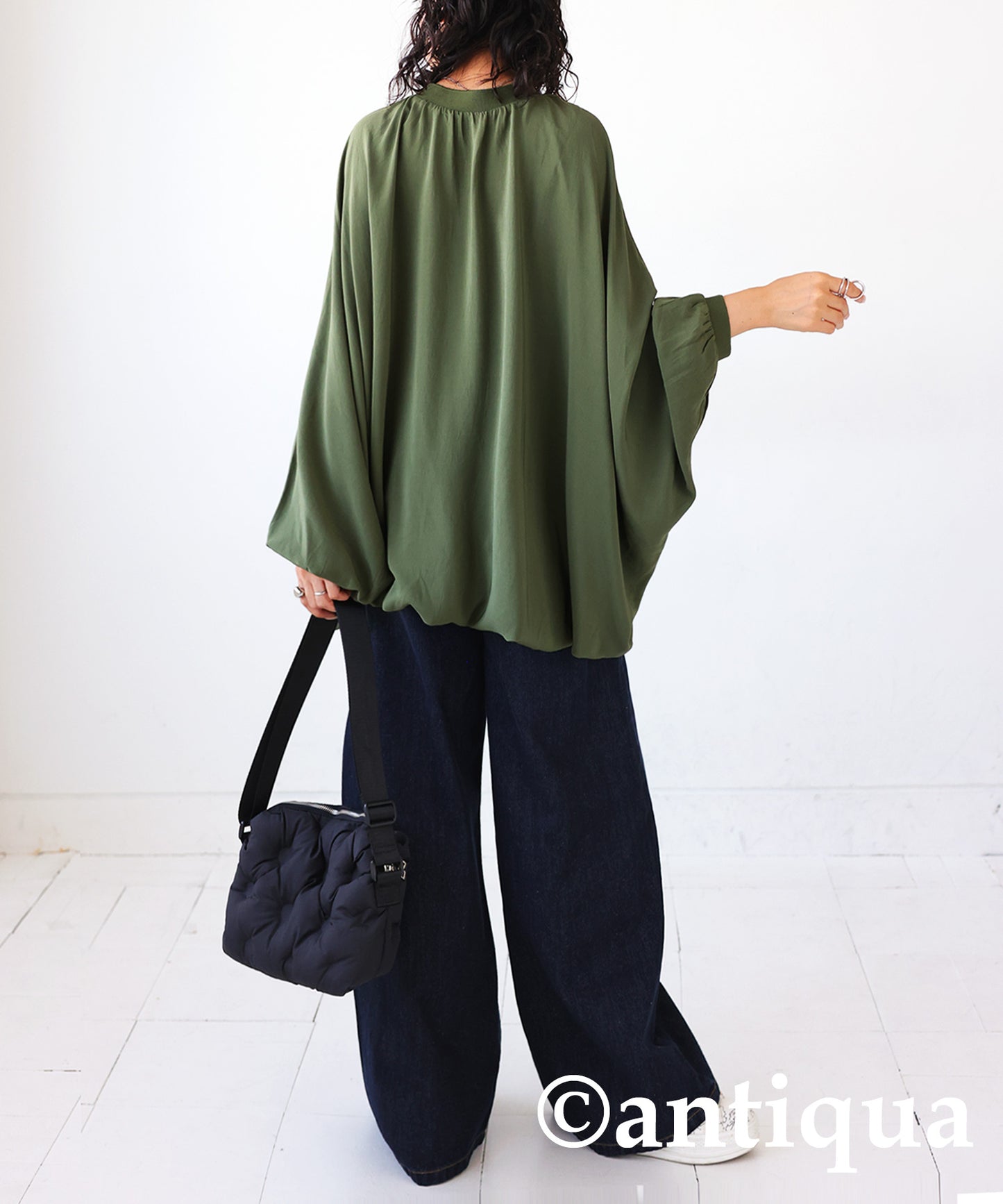 Ladies Dolman sleeve pullover plain