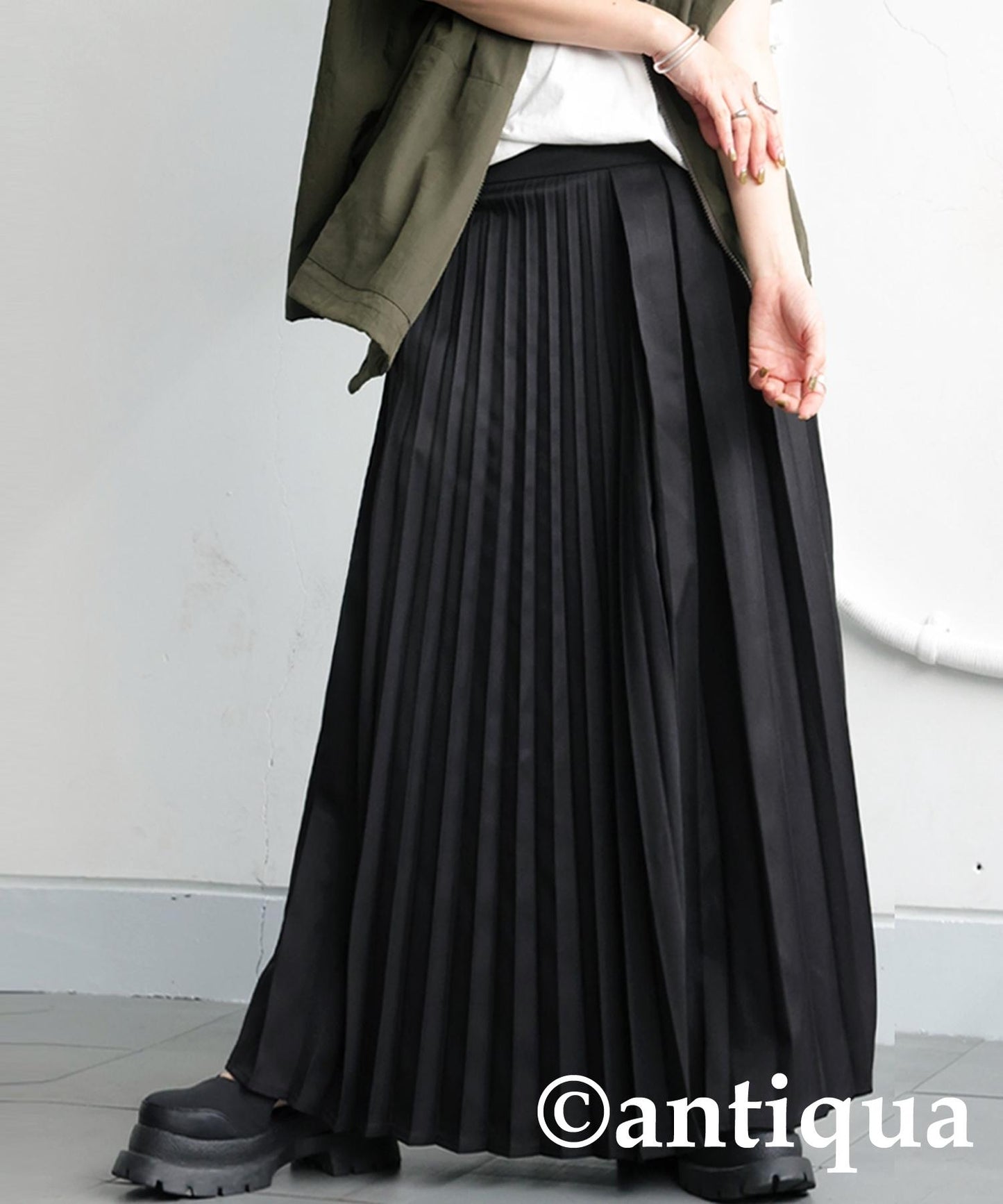 Ladies Random Pleated Skirt