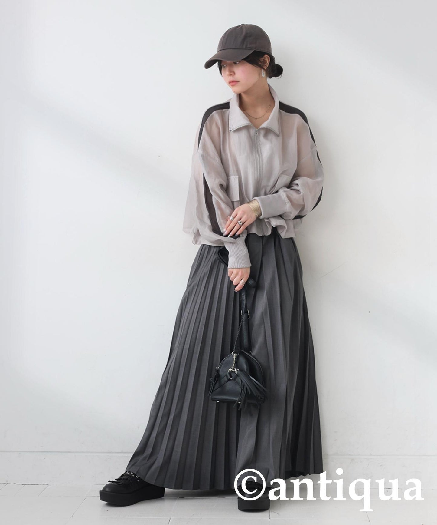 Ladies Random Pleated Skirt