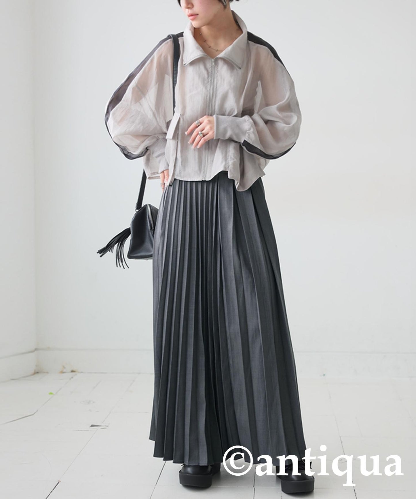 Ladies Random Pleated Skirt