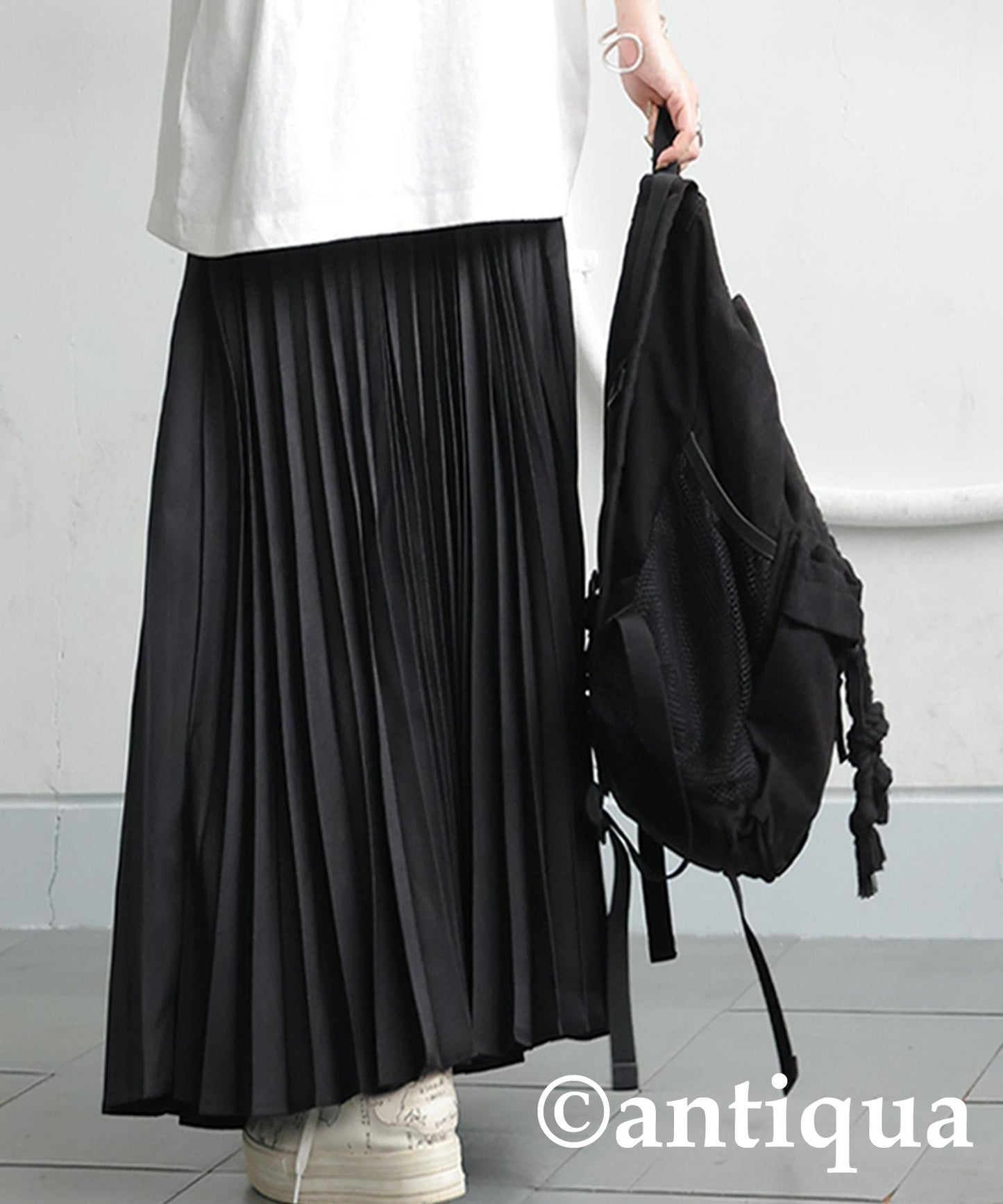 Ladies Random Pleated Skirt