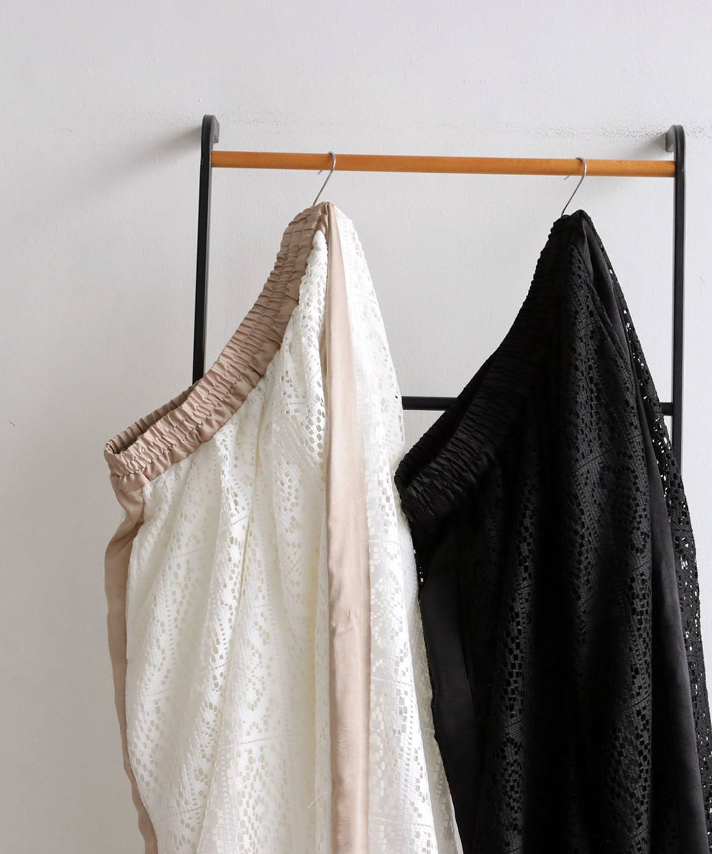 Ladies Block Lace Pants