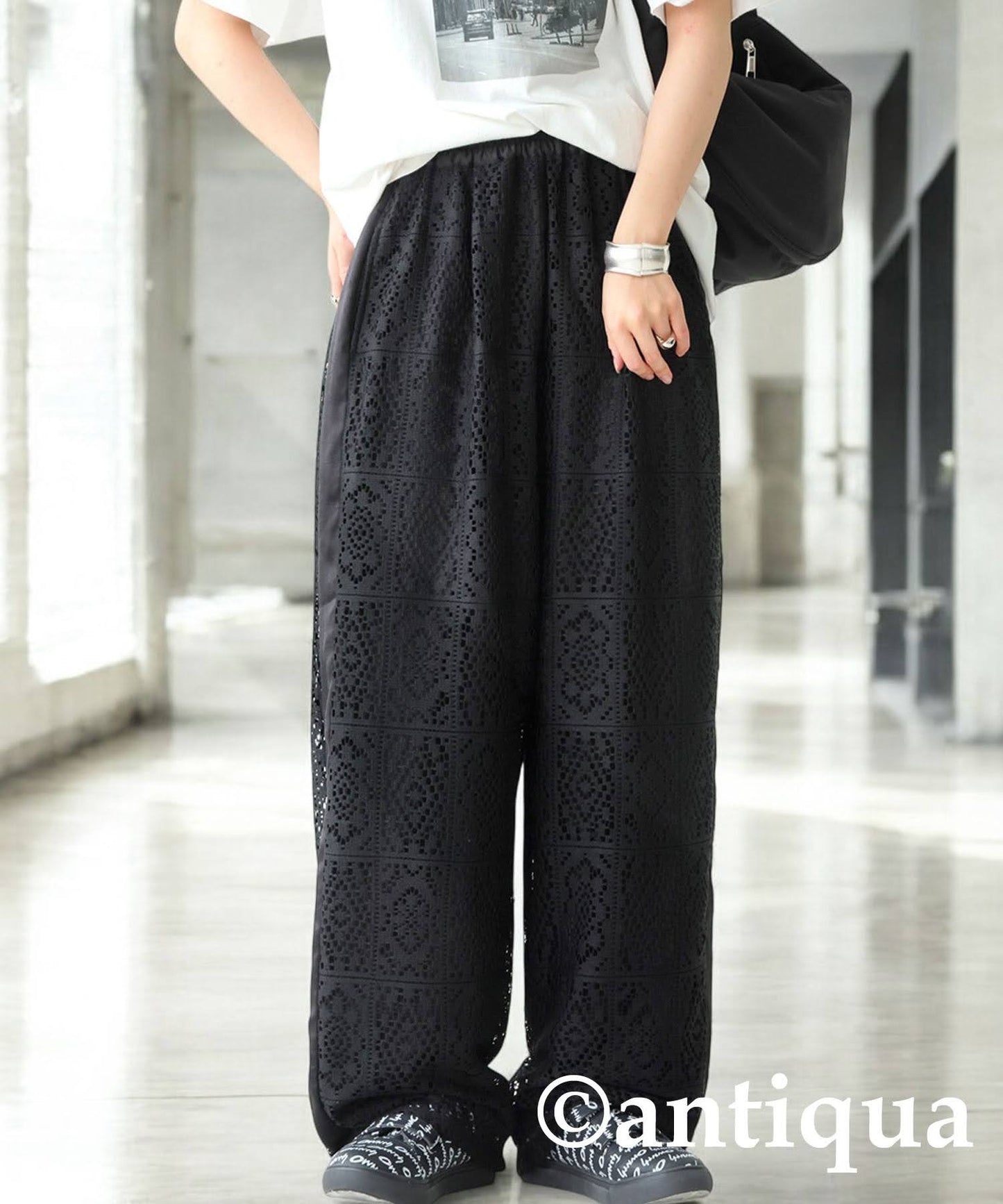 Ladies Block Lace Pants